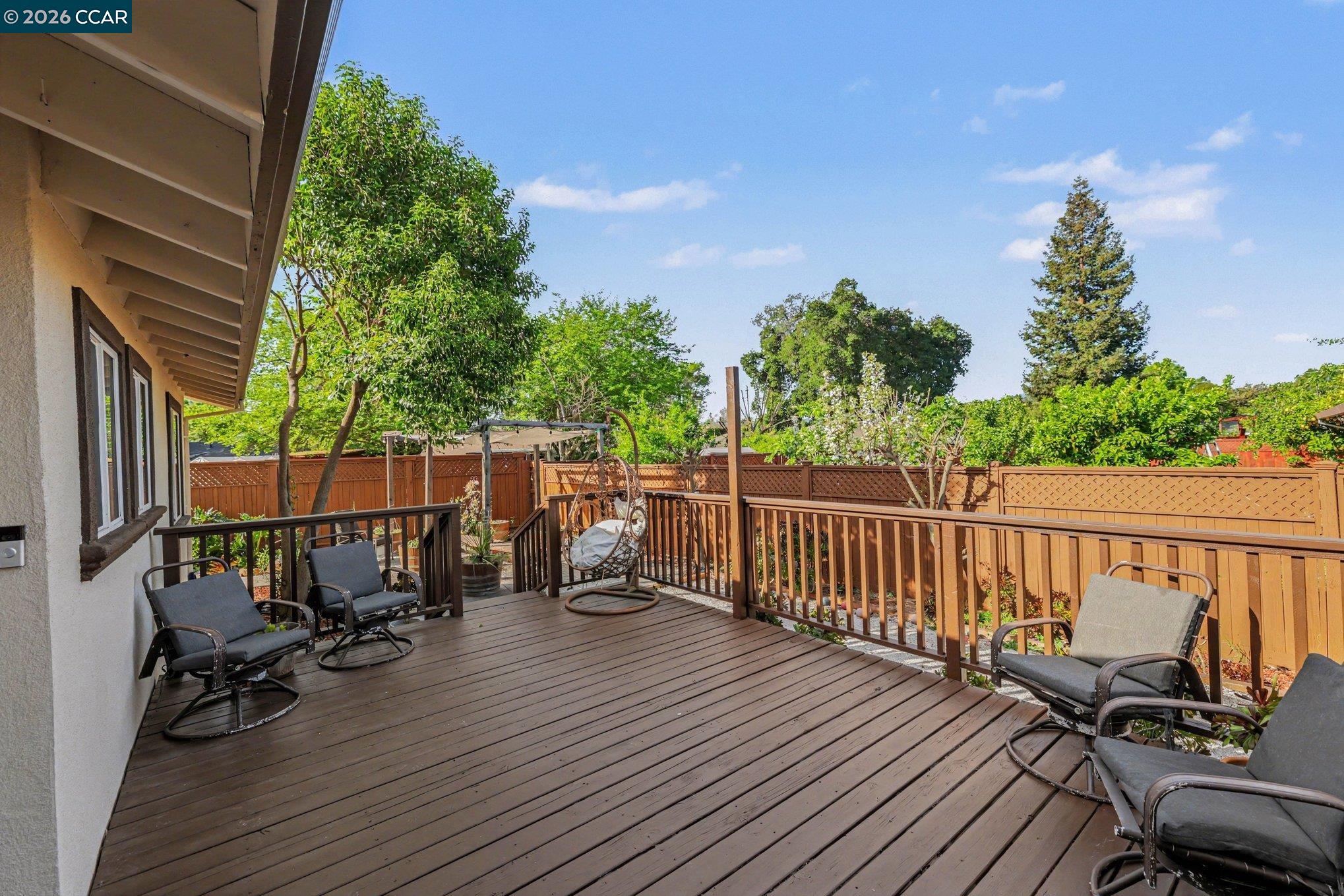 Detail Gallery Image 24 of 27 For 2035 Sherman Dr, Pleasant Hill,  CA 94523 - 4 Beds | 3 Baths