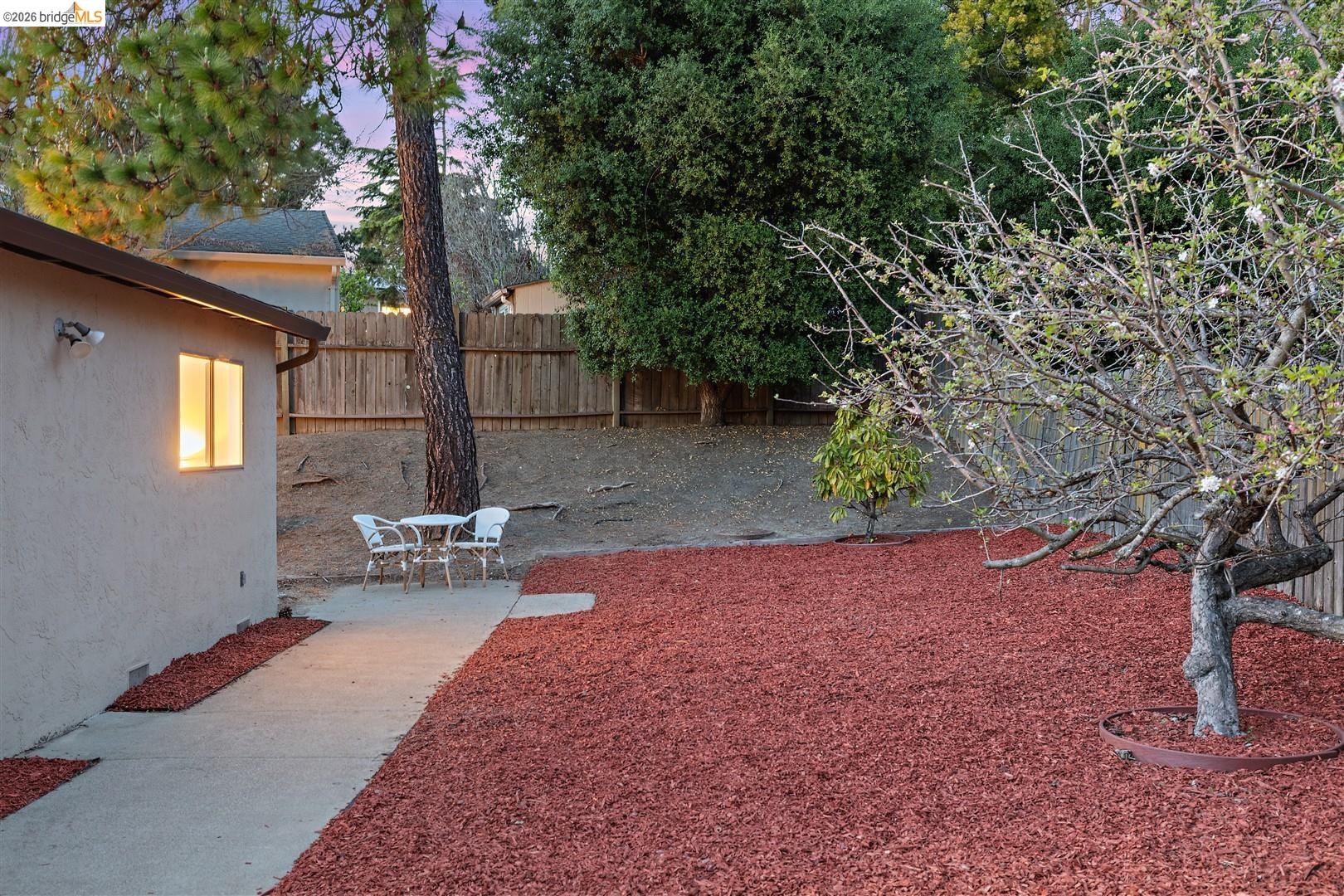 Detail Gallery Image 31 of 52 For 1144 Parkridge Dr, Richmond,  CA 94803 - 3 Beds | 2 Baths