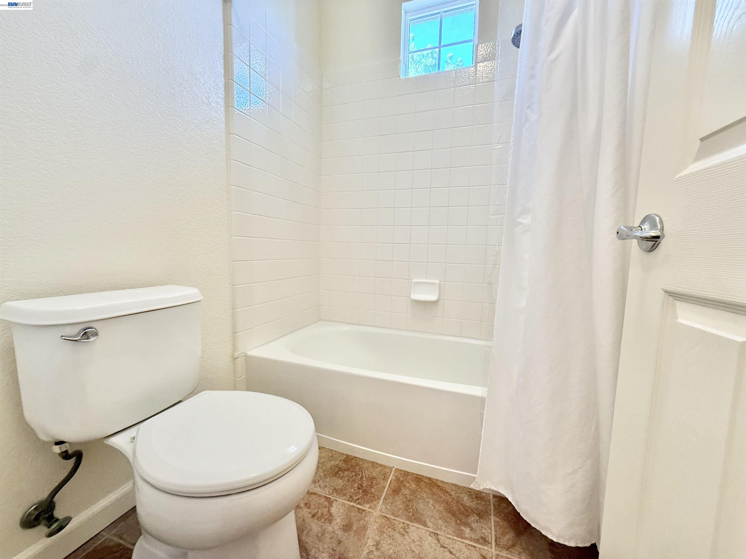 Detail Gallery Image 21 of 42 For 4484 Lindsey Ln, Tracy,  CA 95377 - 4 Beds | 3 Baths