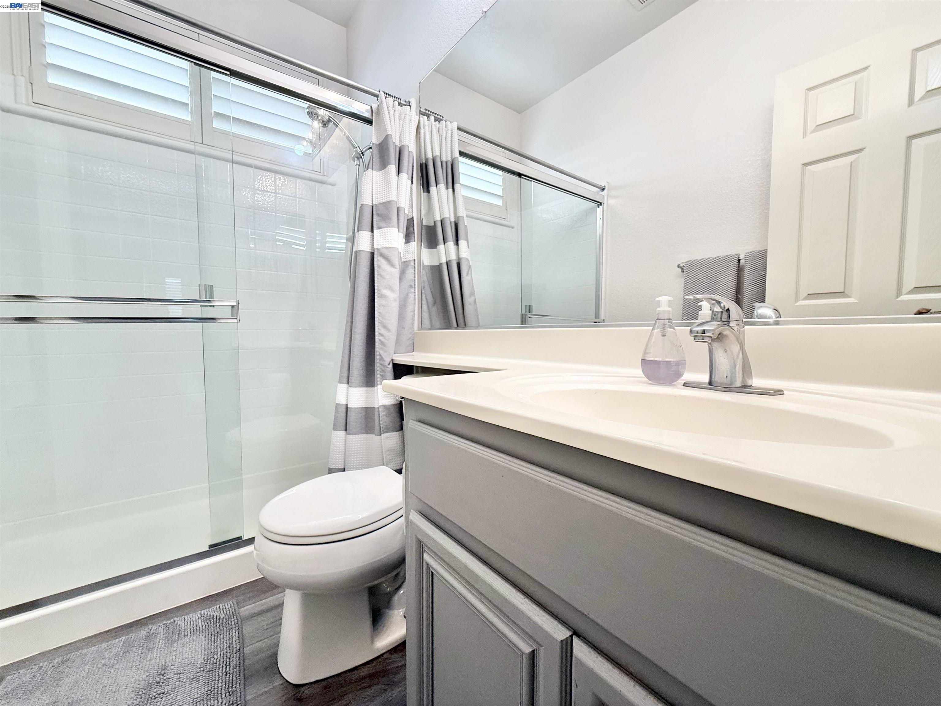 Detail Gallery Image 33 of 42 For 4484 Lindsey Ln, Tracy,  CA 95377 - 4 Beds | 3 Baths