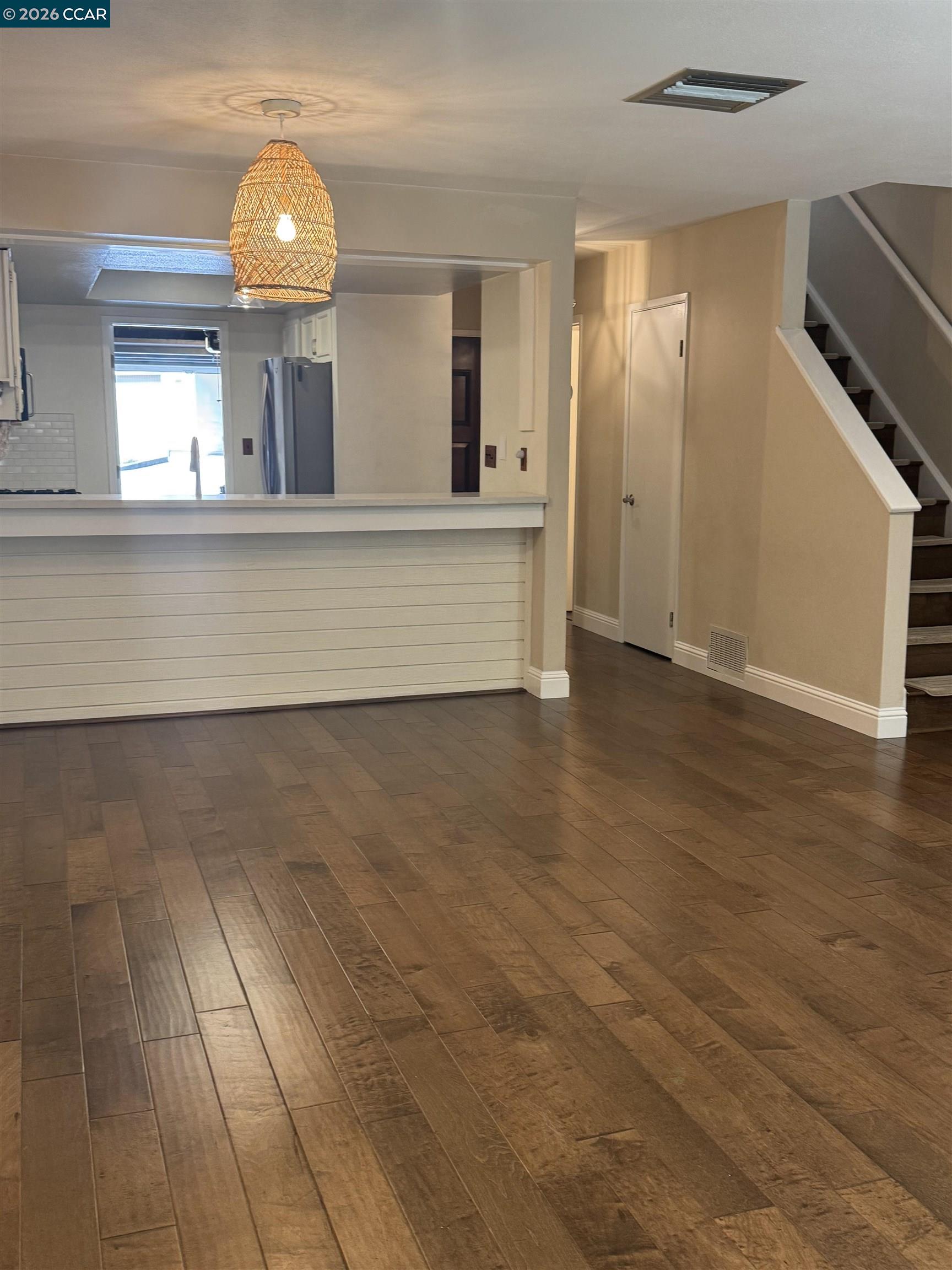 Detail Gallery Image 2 of 14 For 13 Oak Brook Pl, Pleasant Hill,  CA 94523 - 2 Beds | 1/1 Baths