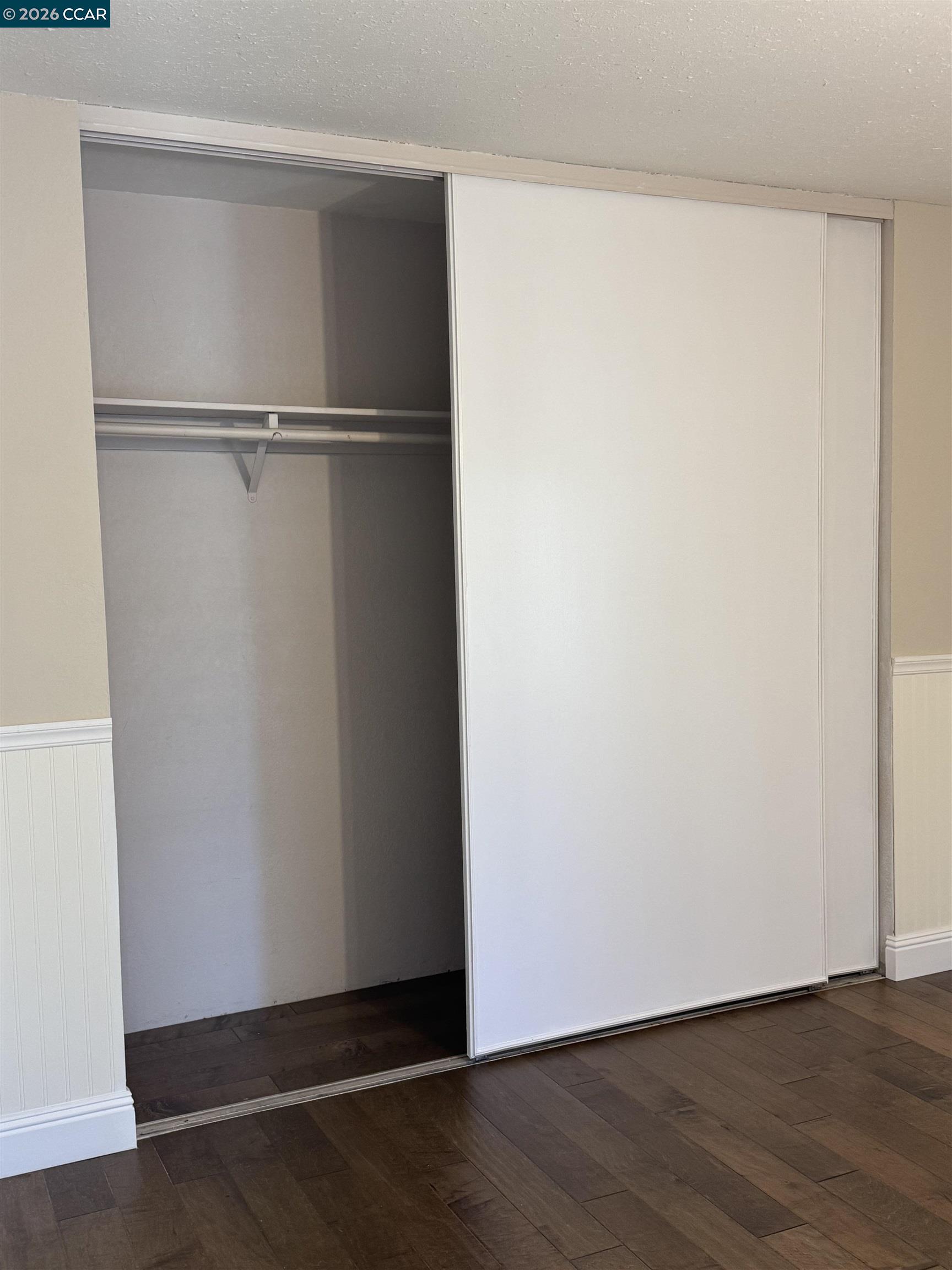 Detail Gallery Image 6 of 14 For 13 Oak Brook Pl, Pleasant Hill,  CA 94523 - 2 Beds | 1/1 Baths