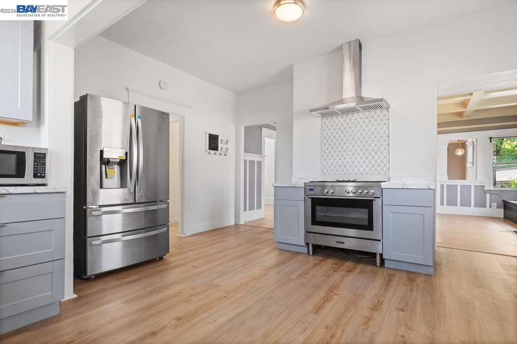 Detail Gallery Image 14 of 31 For 104 Denio St, Vallejo,  CA 94590 - 4 Beds | 2/1 Baths