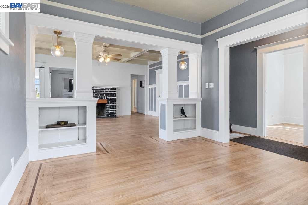 Detail Gallery Image 3 of 31 For 104 Denio St, Vallejo,  CA 94590 - 4 Beds | 2/1 Baths