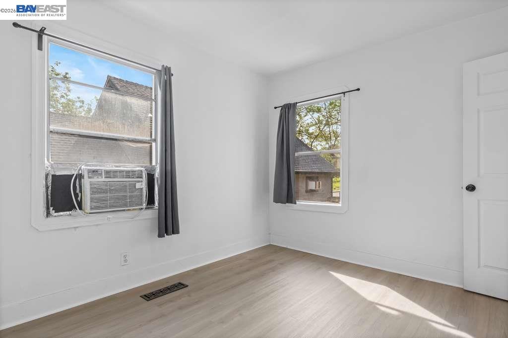 Detail Gallery Image 21 of 31 For 104 Denio St, Vallejo,  CA 94590 - 4 Beds | 2/1 Baths