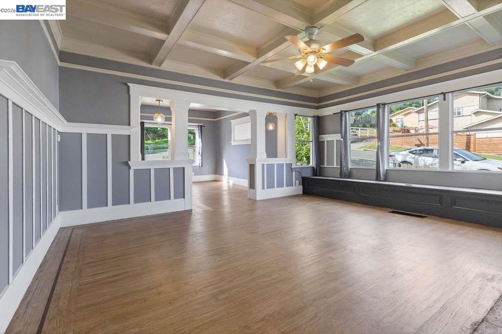 Detail Gallery Image 6 of 31 For 104 Denio St, Vallejo,  CA 94590 - 4 Beds | 2/1 Baths