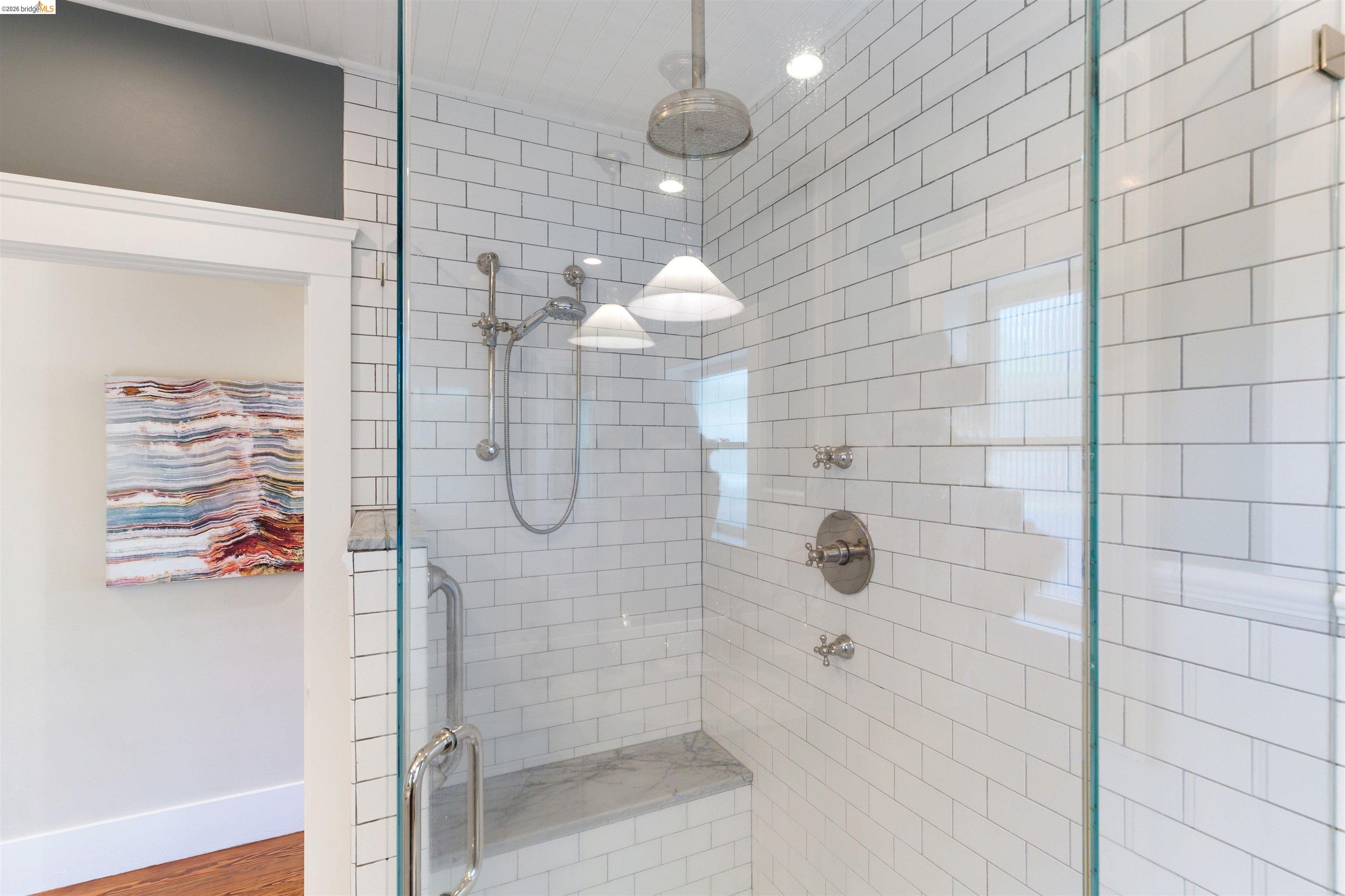 Detail Gallery Image 29 of 52 For 33 Ramona Ave, Oakland,  CA 94611 - 3 Beds | 2 Baths