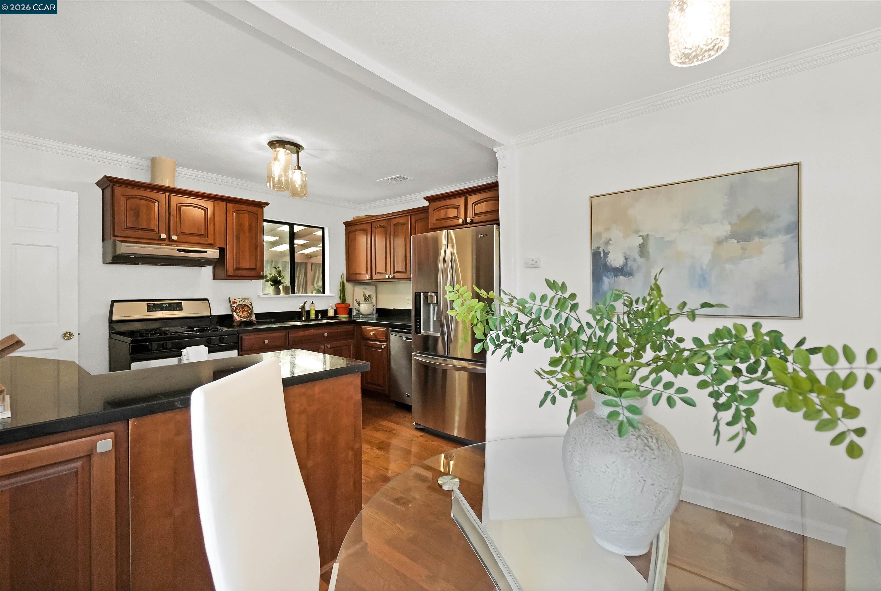 Detail Gallery Image 17 of 45 For 3121 Pine St, Martinez,  CA 94553 - 3 Beds | 1 Baths