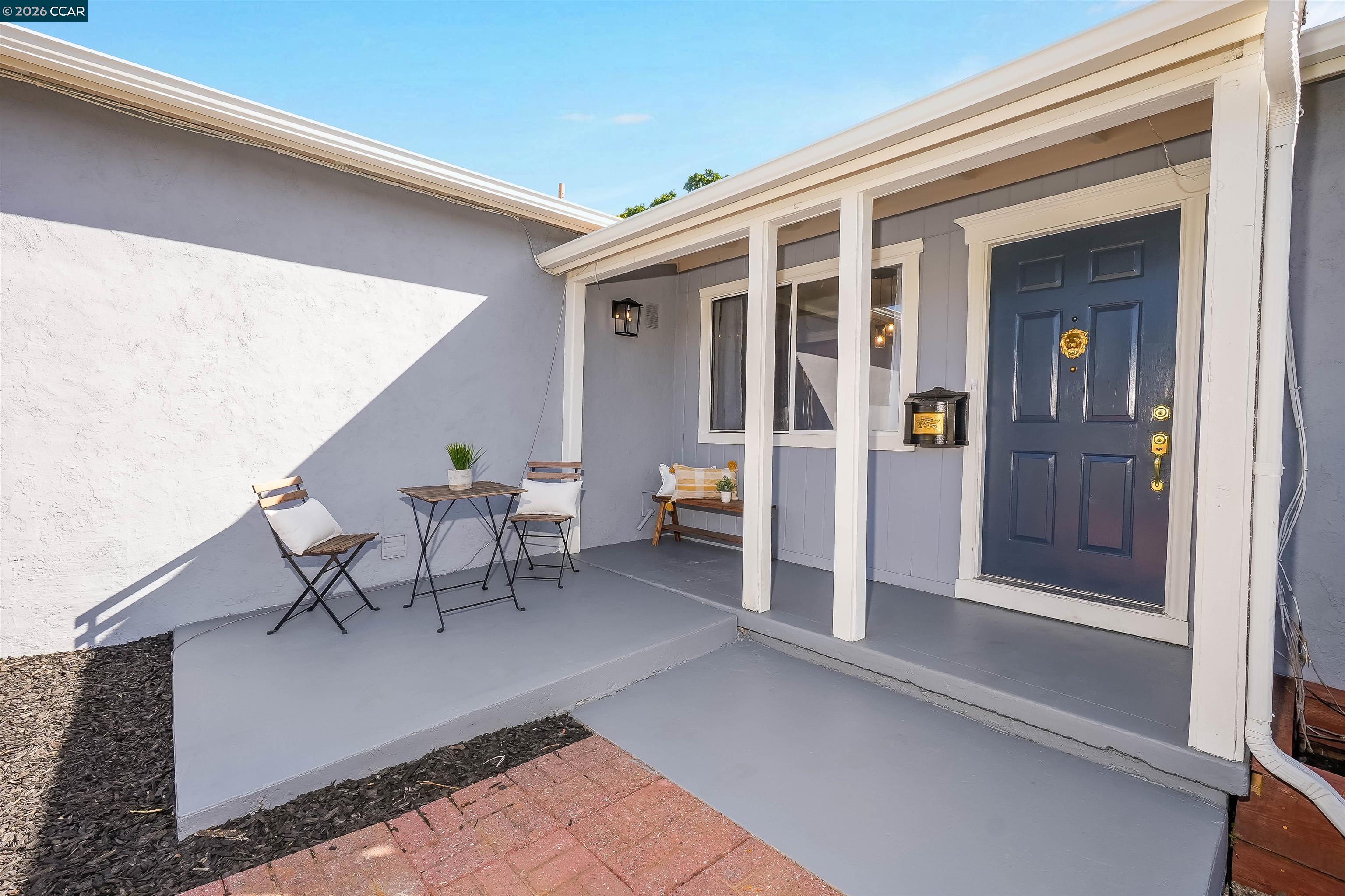 Detail Gallery Image 5 of 45 For 3121 Pine St, Martinez,  CA 94553 - 3 Beds | 1 Baths