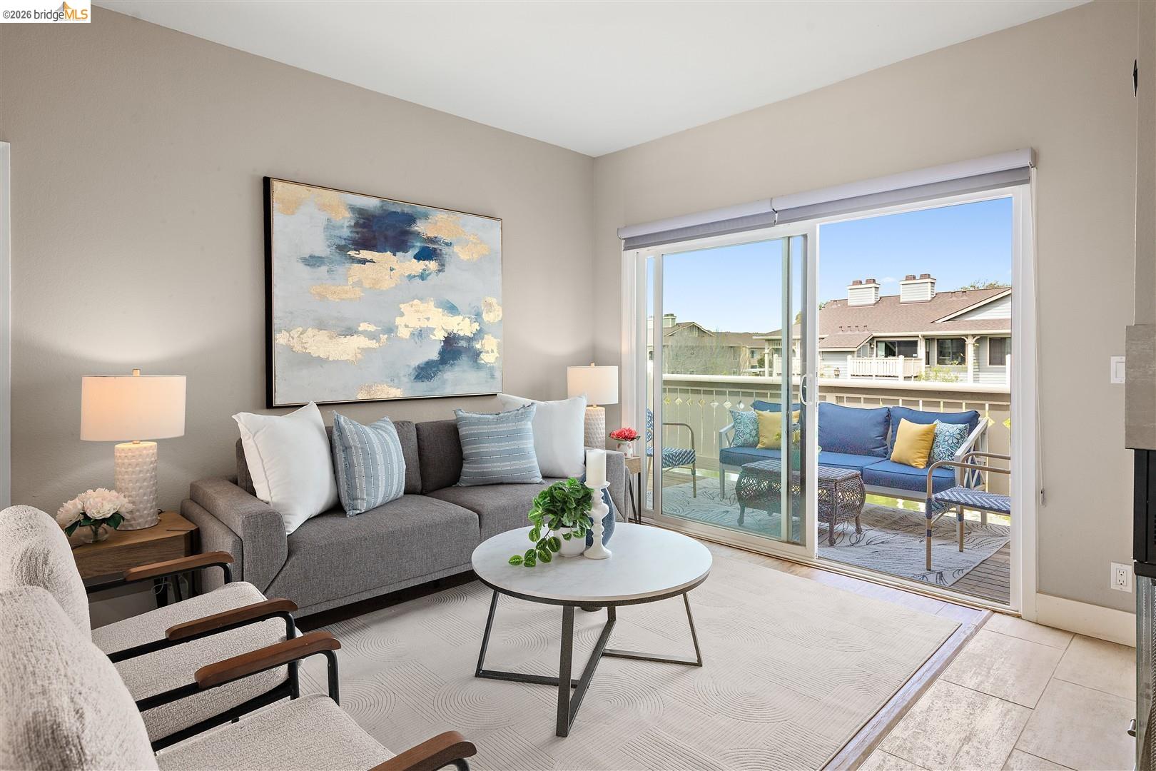 Front Image Thumbnail for EB41128755