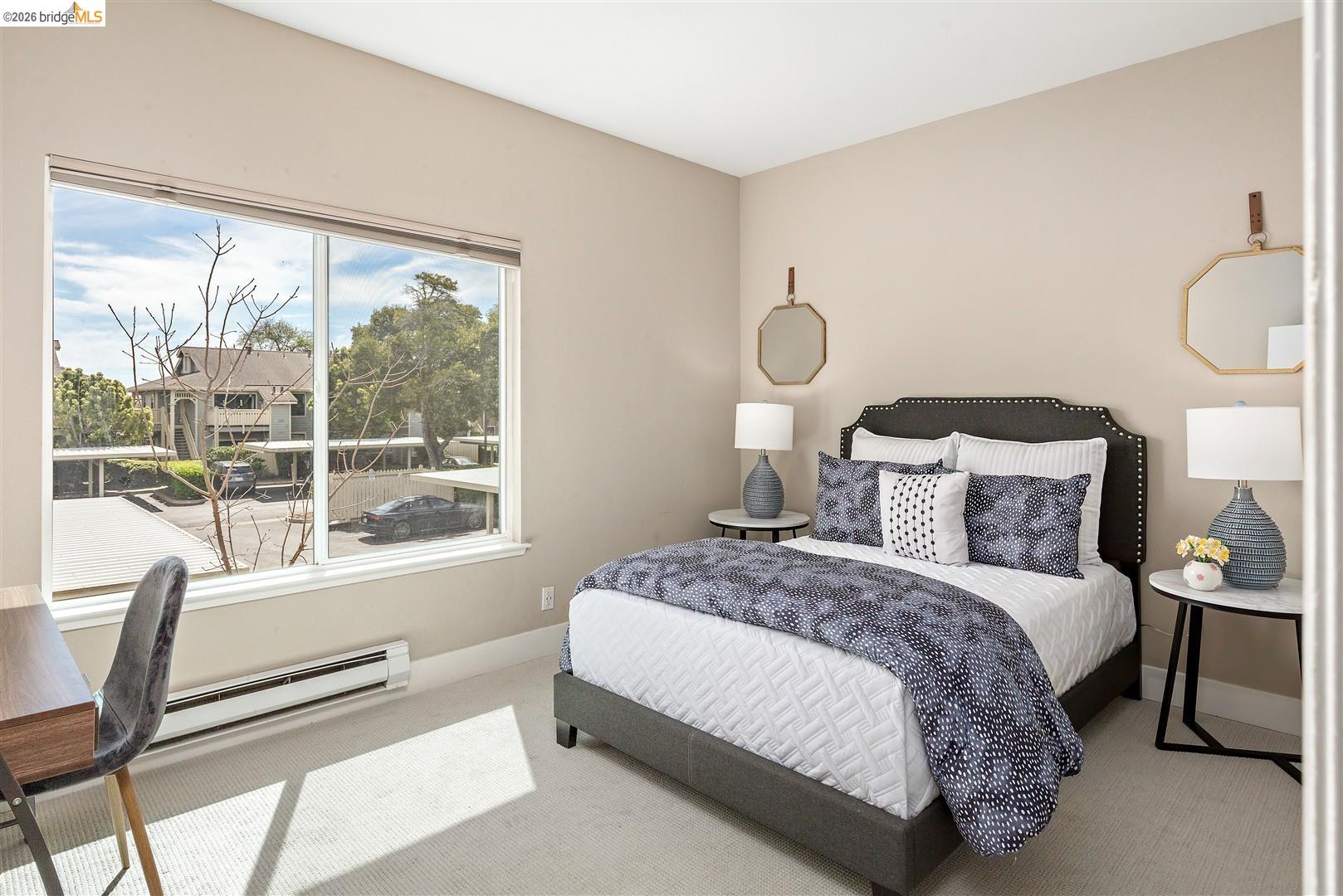Detail Gallery Image 15 of 53 For 220 Lakeshore Ct, Richmond,  CA 94804 - 2 Beds | 2 Baths