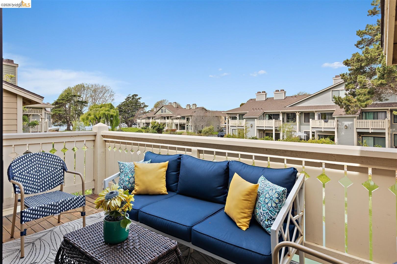 Detail Gallery Image 19 of 53 For 220 Lakeshore Ct, Richmond,  CA 94804 - 2 Beds | 2 Baths