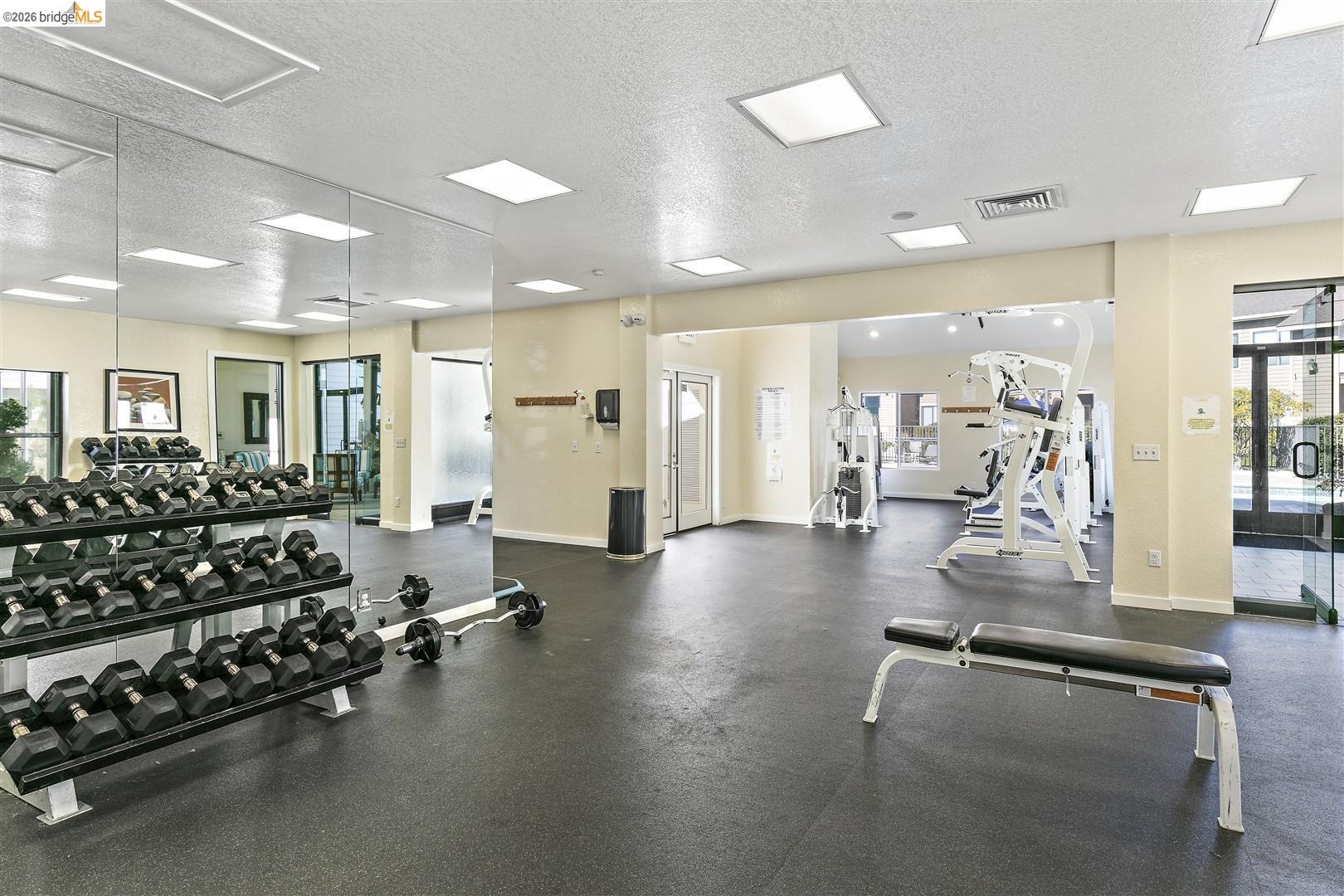 Detail Gallery Image 31 of 53 For 220 Lakeshore Ct, Richmond,  CA 94804 - 2 Beds | 2 Baths