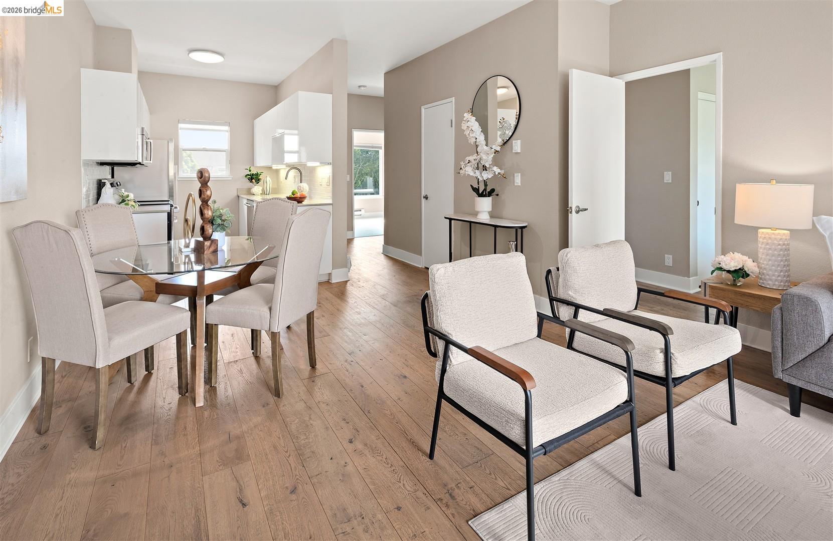 Detail Gallery Image 6 of 53 For 220 Lakeshore Ct, Richmond,  CA 94804 - 2 Beds | 2 Baths