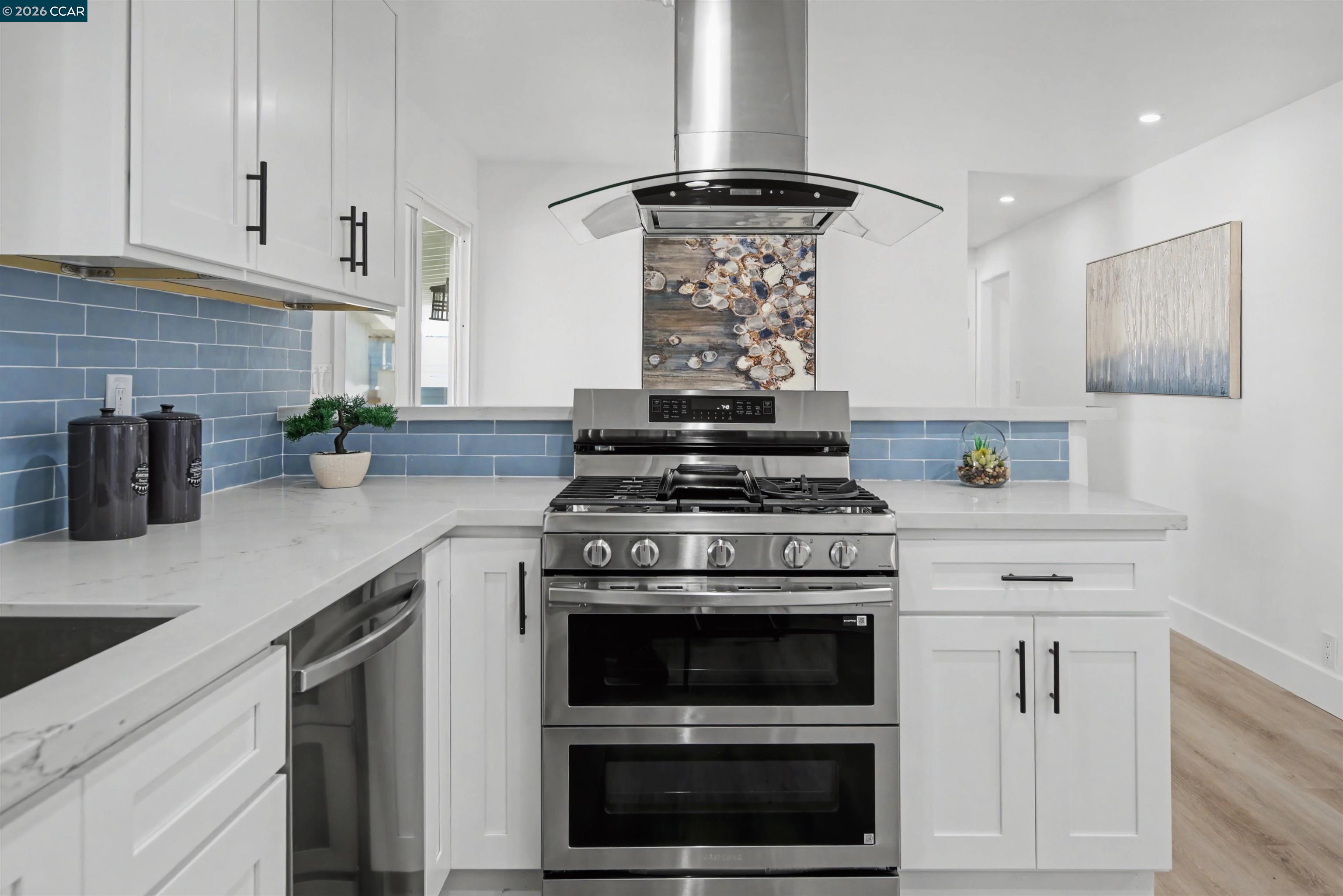 Detail Gallery Image 21 of 40 For 301 Avenida Flores, Pacheco,  CA 94553 - 3 Beds | 2 Baths