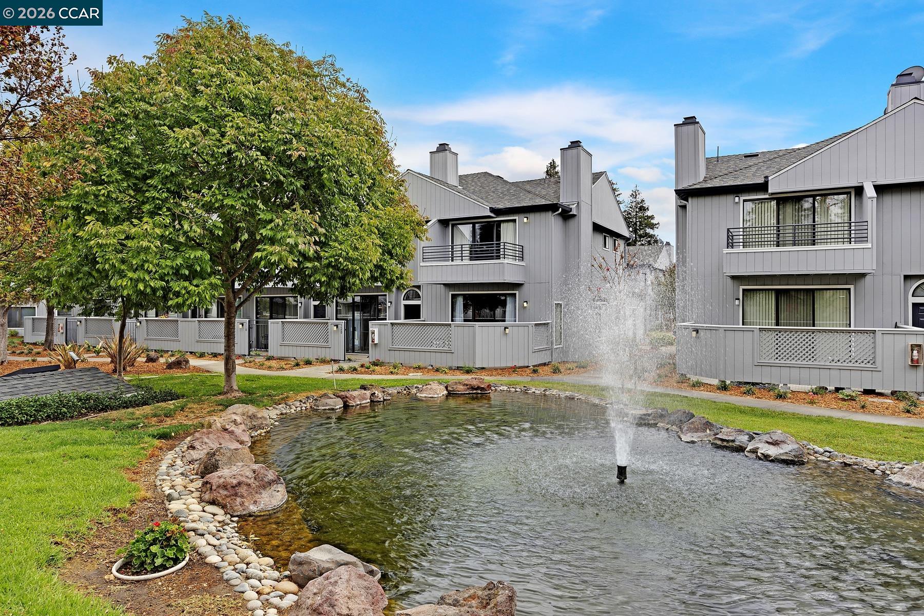 Photo #2: 41128758 Listing: Photo #2