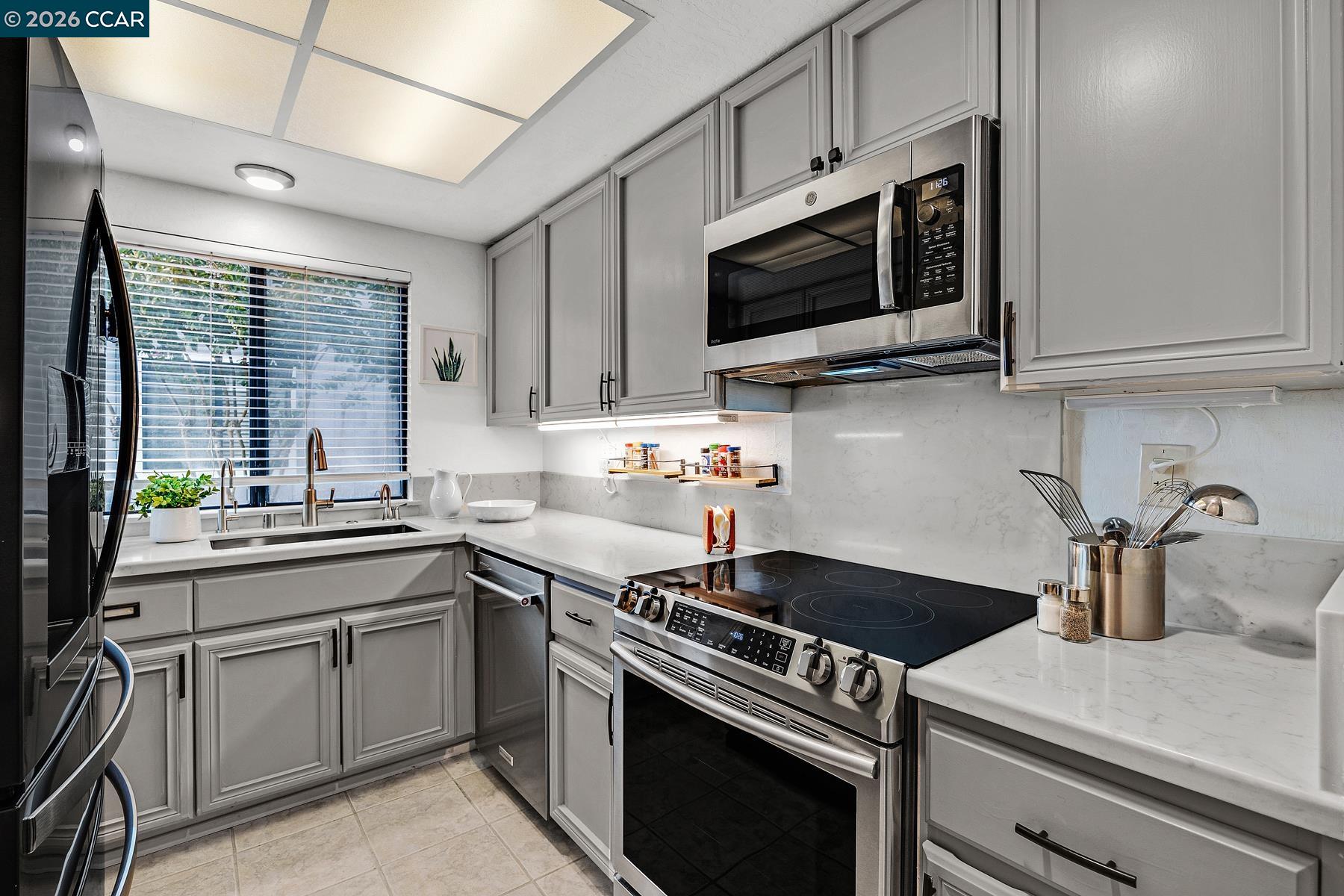 Photo #11: 41128758 Listing: Photo #11