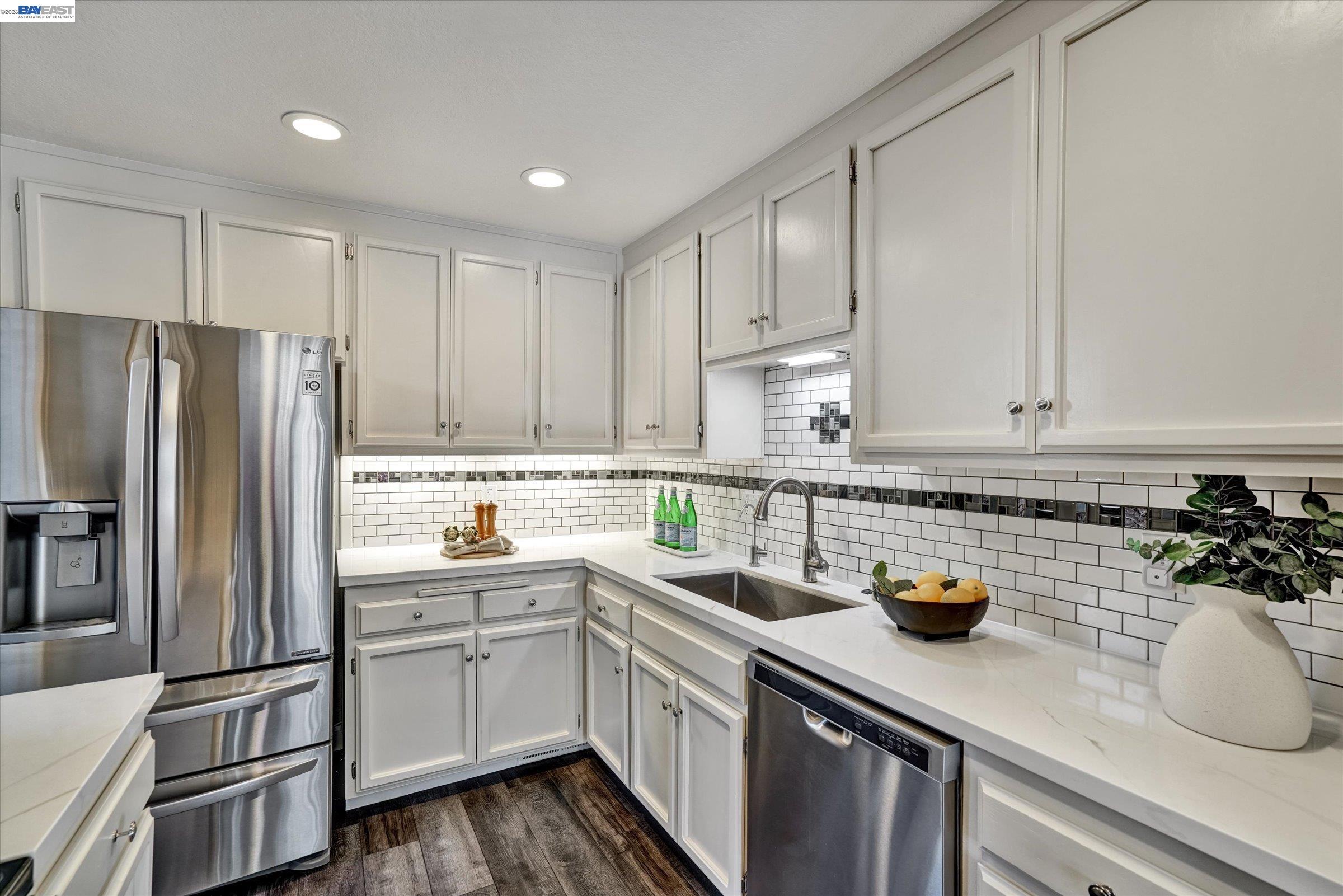 Photo #15: 41128763 Listing: Photo #15