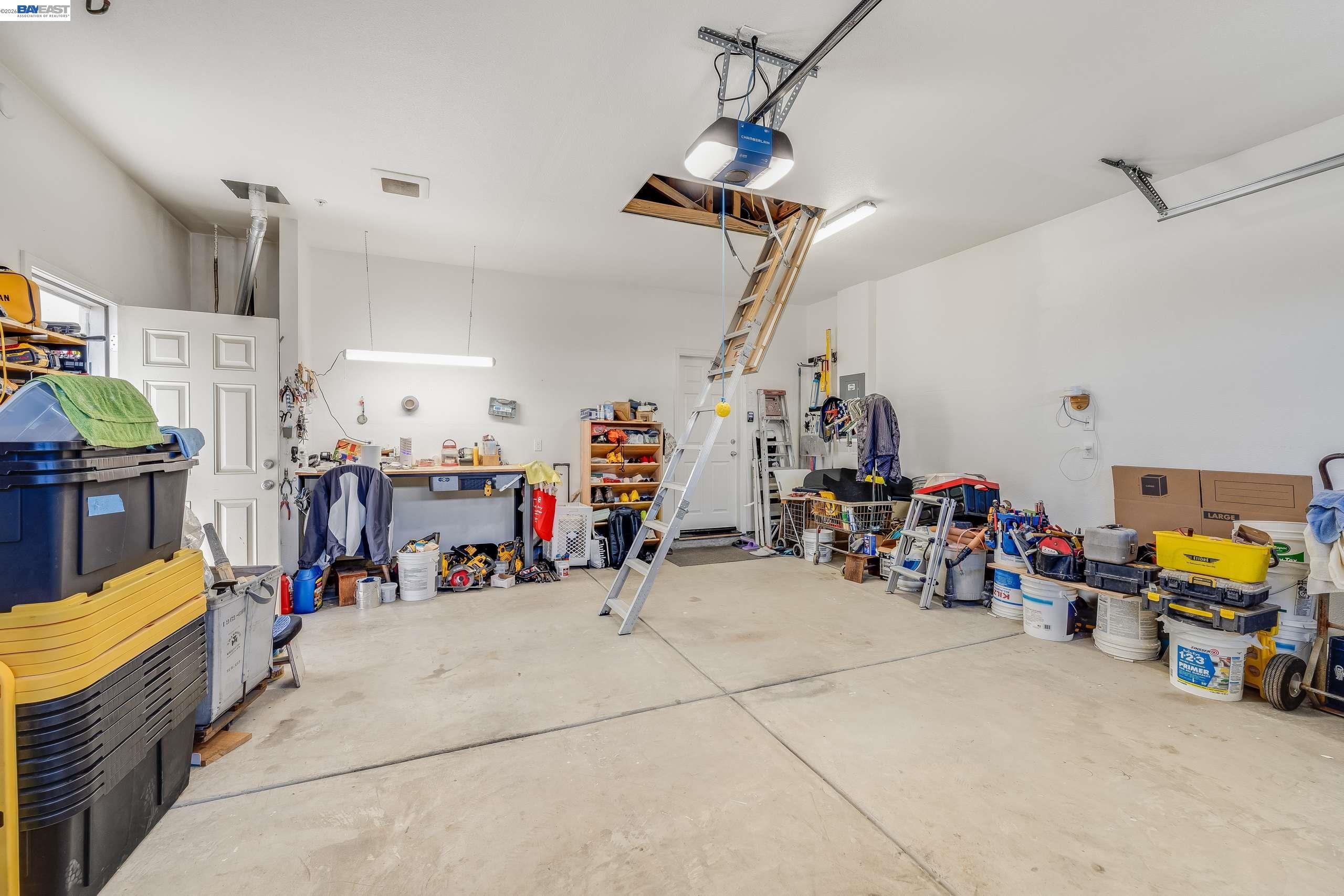 Detail Gallery Image 40 of 42 For 2904 Hanauma Bay Dr., Pittsburg,  CA 94565 - 4 Beds | 3/1 Baths