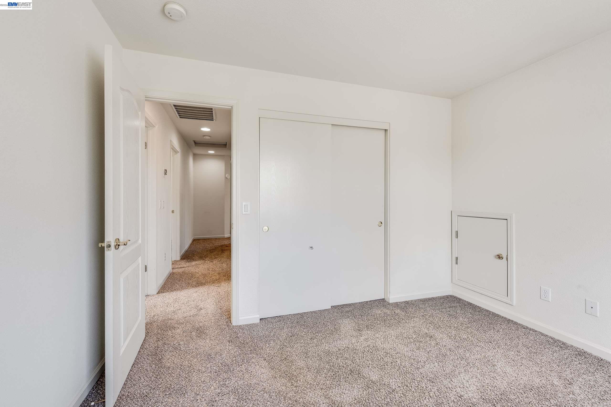 Detail Gallery Image 20 of 40 For 2295 Regatta Way, San Leandro,  CA 94579 - 4 Beds | 2/1 Baths