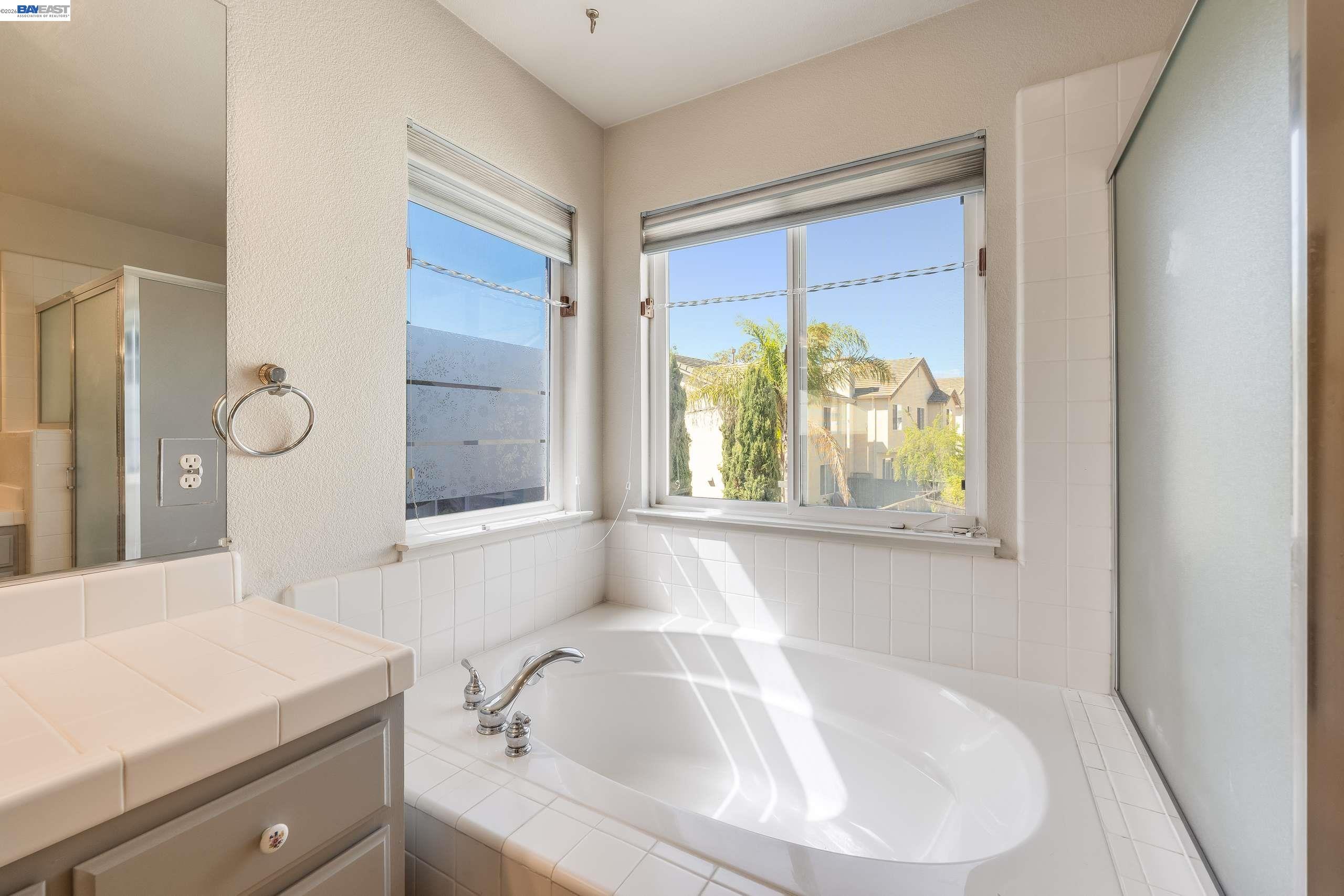 Detail Gallery Image 28 of 40 For 2295 Regatta Way, San Leandro,  CA 94579 - 4 Beds | 2/1 Baths