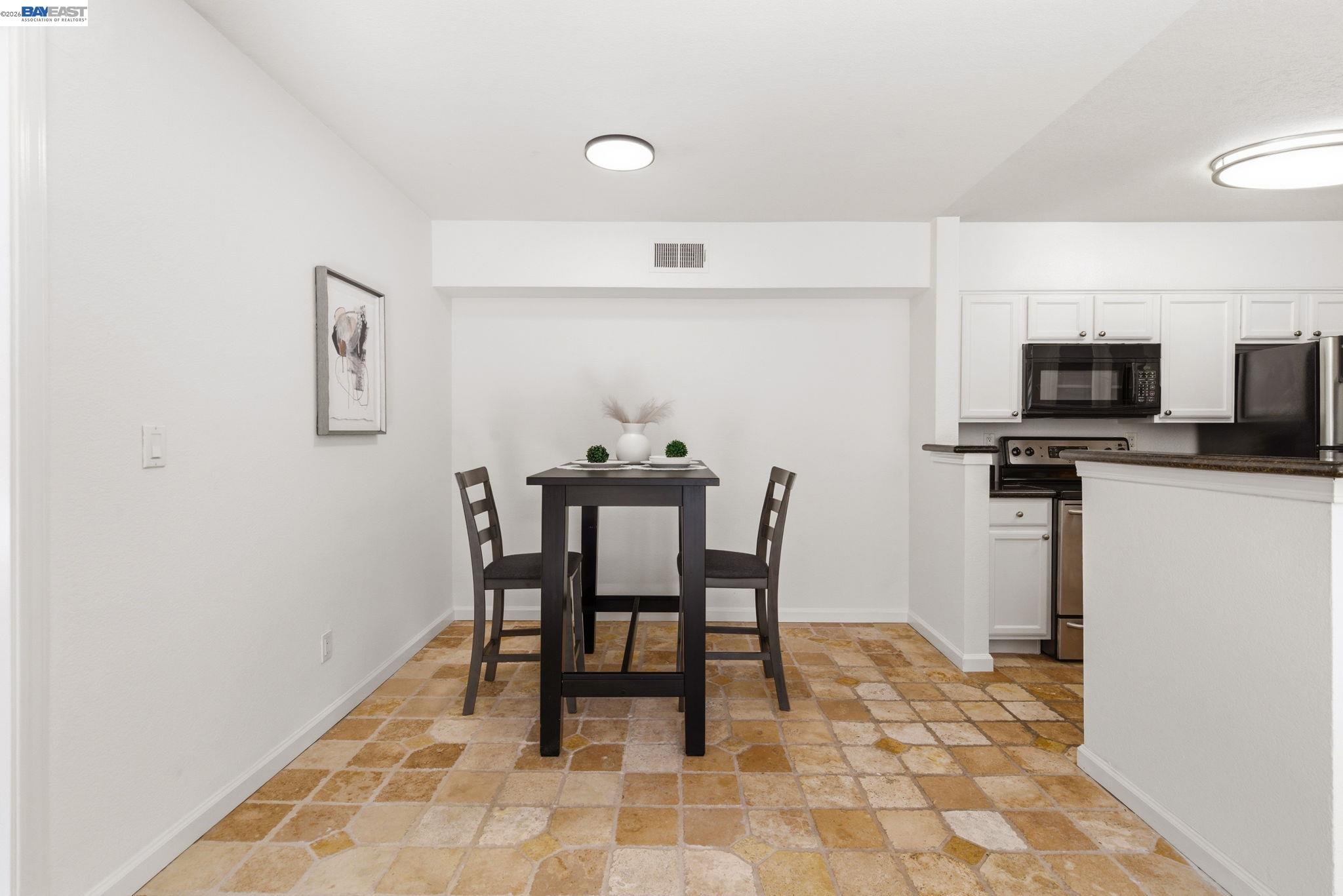 Photo #16: 41128767 Listing: Photo #16