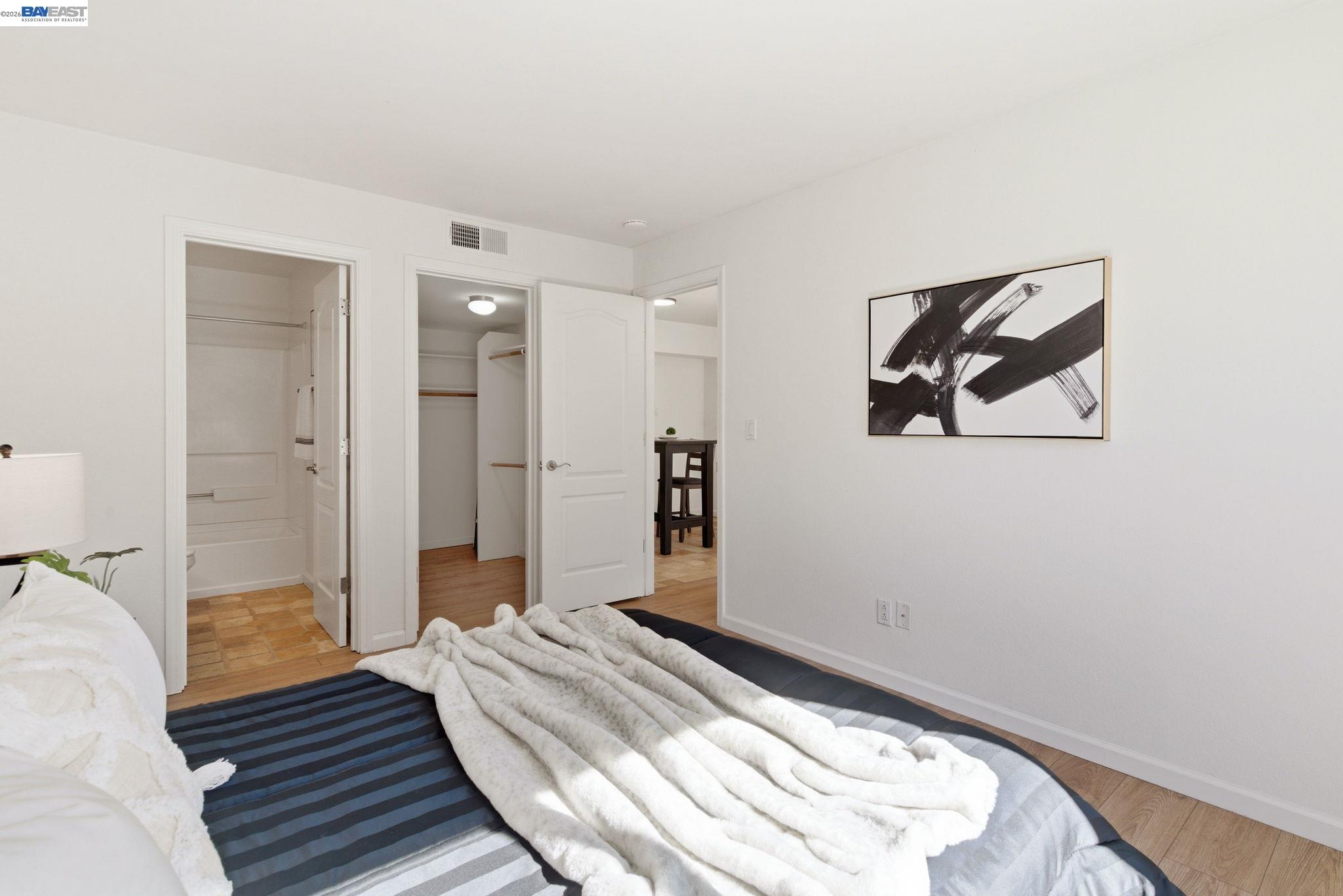 Photo #26: 41128767 Listing: Photo #26