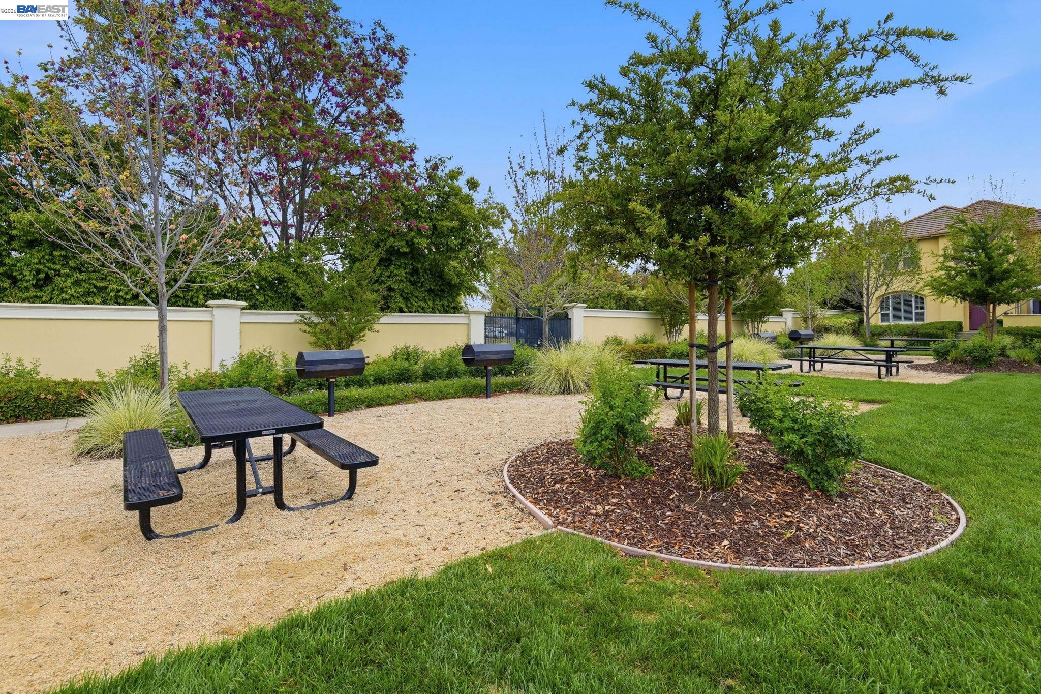 Photo #24: 41128768 Listing: Photo #24