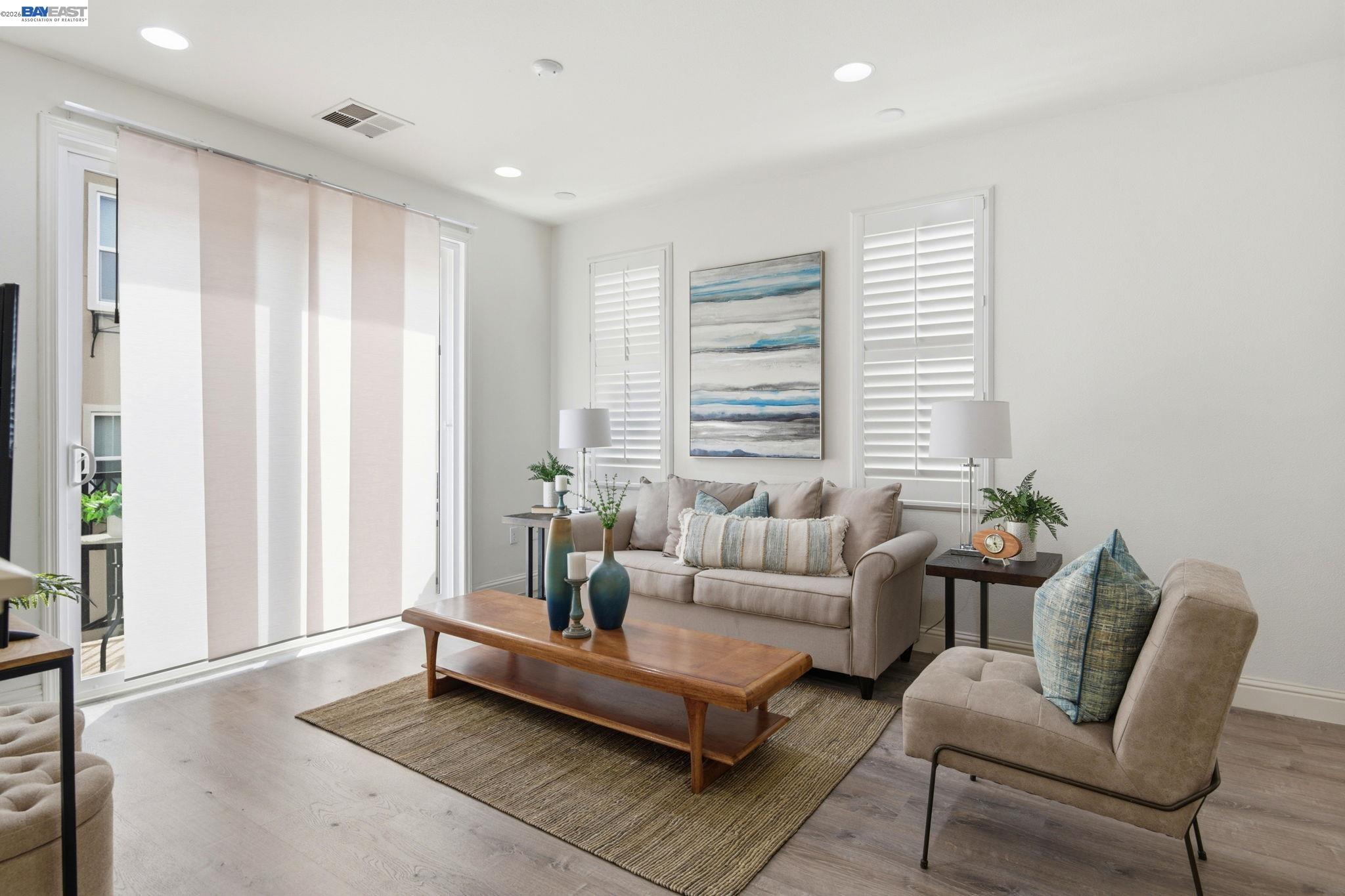 Photo #4: 41128768 Listing: Photo #4