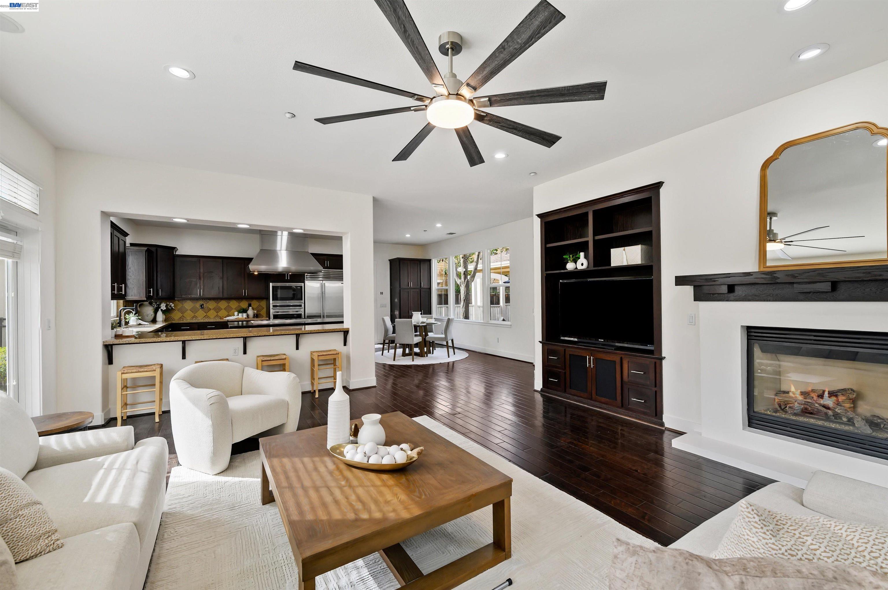 Detail Gallery Image 4 of 35 For 5454 Stockton Loop, Livermore,  CA 94550 - 5 Beds | 4 Baths