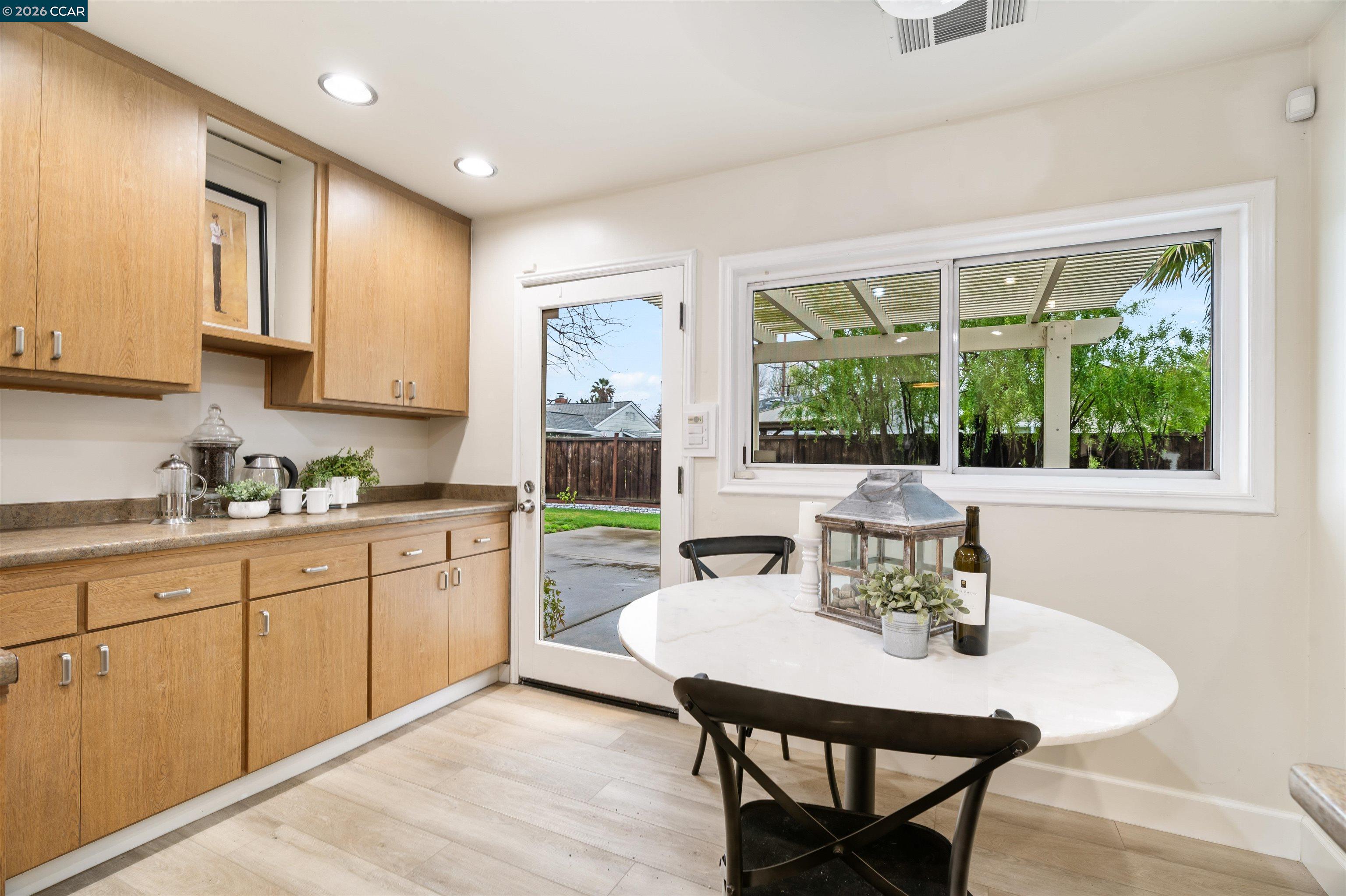 Detail Gallery Image 11 of 24 For 113 Margie Drive, Pleasant Hill,  CA 94523 - 3 Beds | 1 Baths