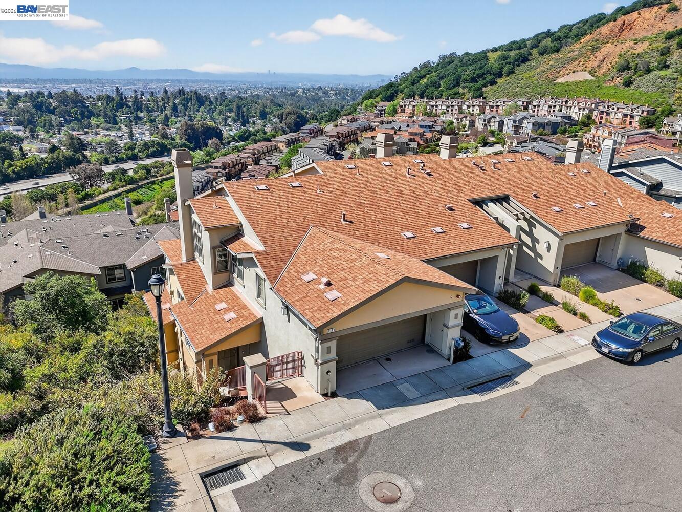 Photo #2: 41128776 Listing: Photo #2