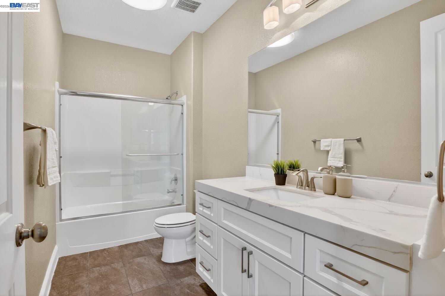 Photo #45: 41128776 Listing: Photo #45