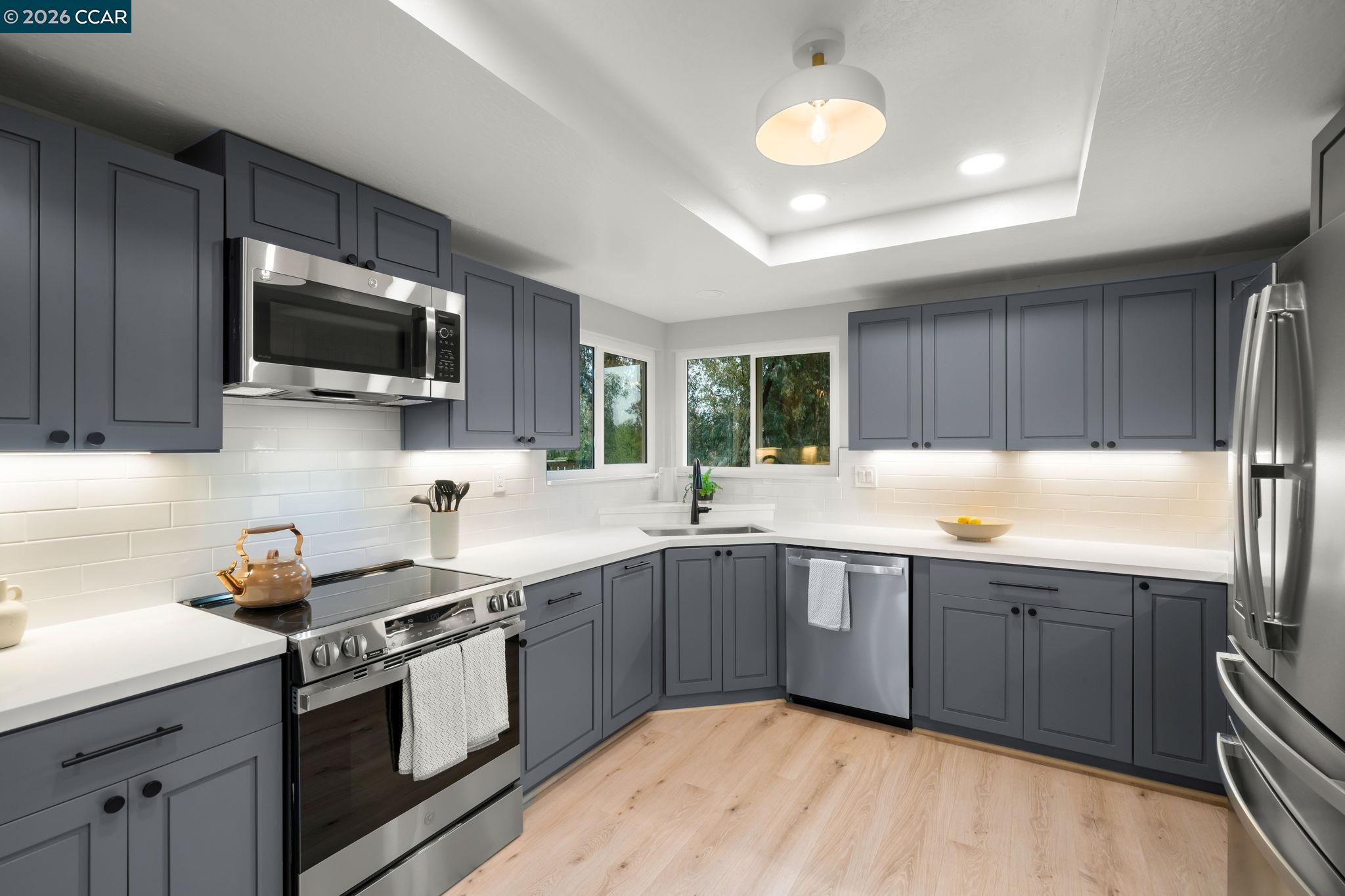 Detail Gallery Image 10 of 50 For 2824 Sombrero Cir, San Ramon,  CA 94583 - 4 Beds | 3 Baths