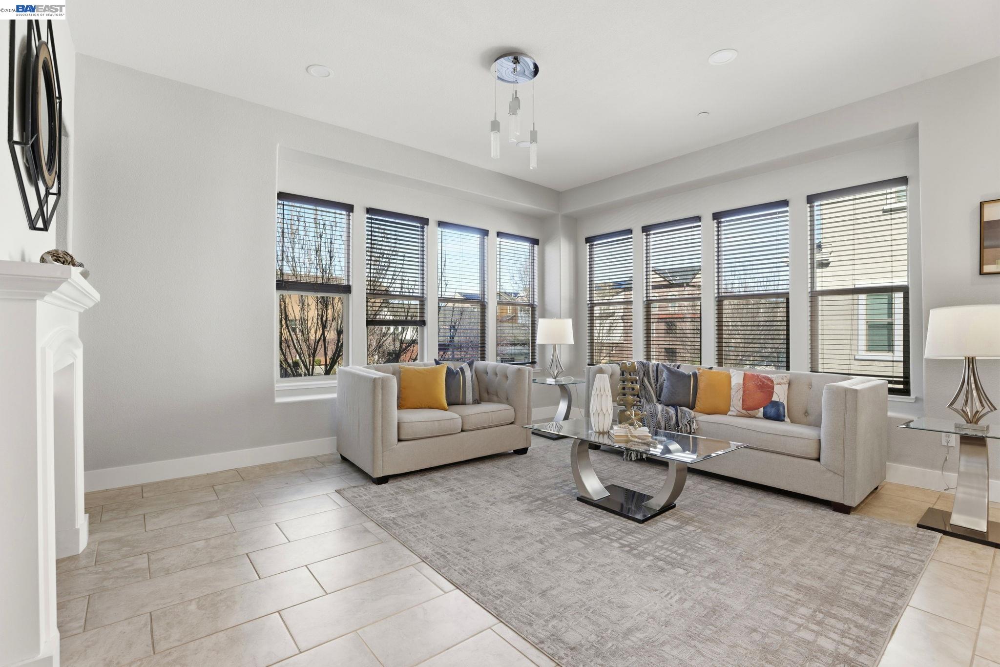 Detail Gallery Image 18 of 56 For 1380 Brookline Loop, Pleasanton,  CA 94566 - 3 Beds | 2/2 Baths