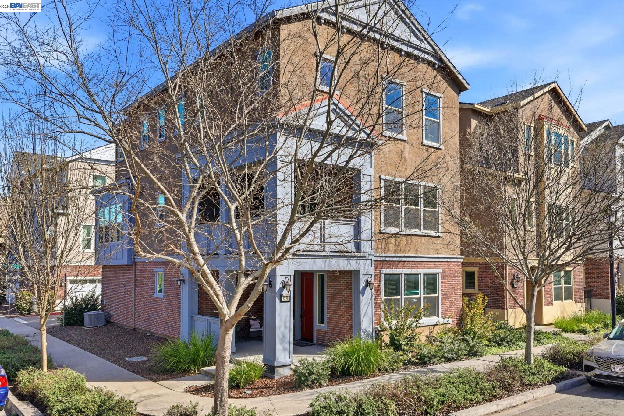 Detail Gallery Image 43 of 56 For 1380 Brookline Loop, Pleasanton,  CA 94566 - 3 Beds | 2/2 Baths