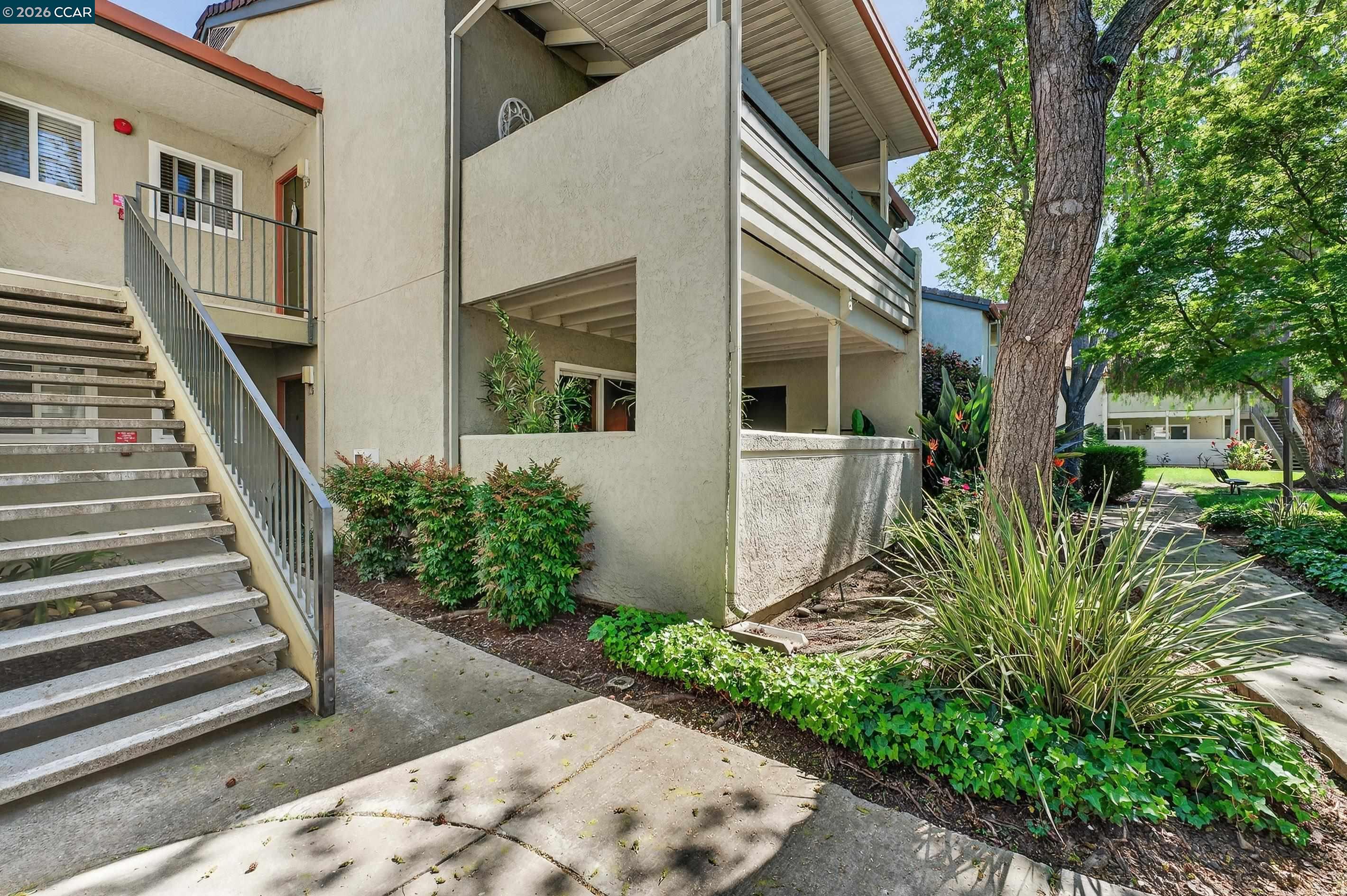 Photo #2: 41128784 Listing: Photo #2