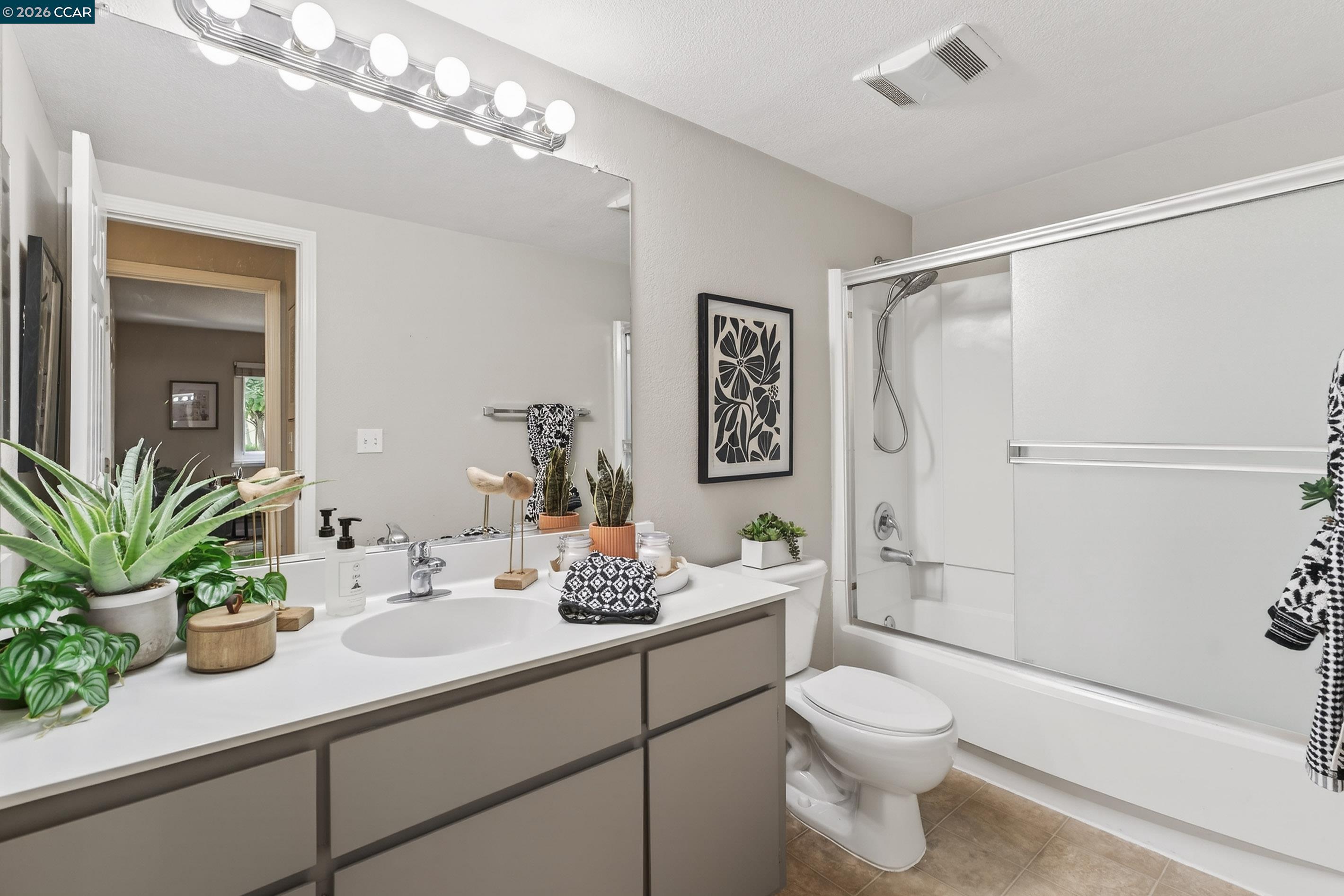 Photo #20: 41128784 Listing: Photo #20