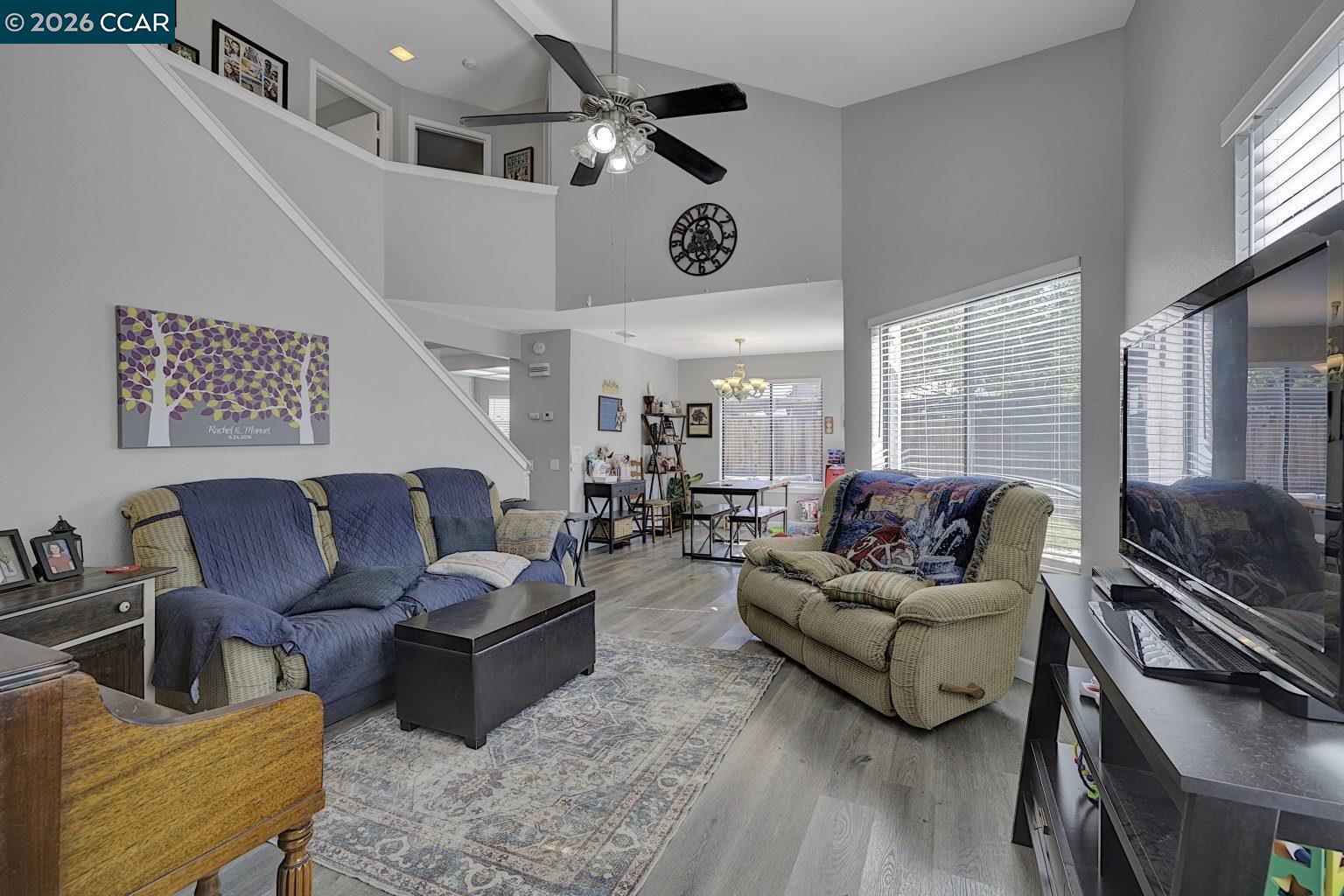 Detail Gallery Image 2 of 38 For 2099 Meadowlark Ln, Oakley,  CA 94561 - 3 Beds | 2/1 Baths