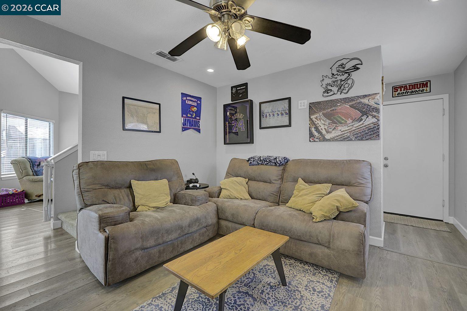 Detail Gallery Image 14 of 38 For 2099 Meadowlark Ln, Oakley,  CA 94561 - 3 Beds | 2/1 Baths