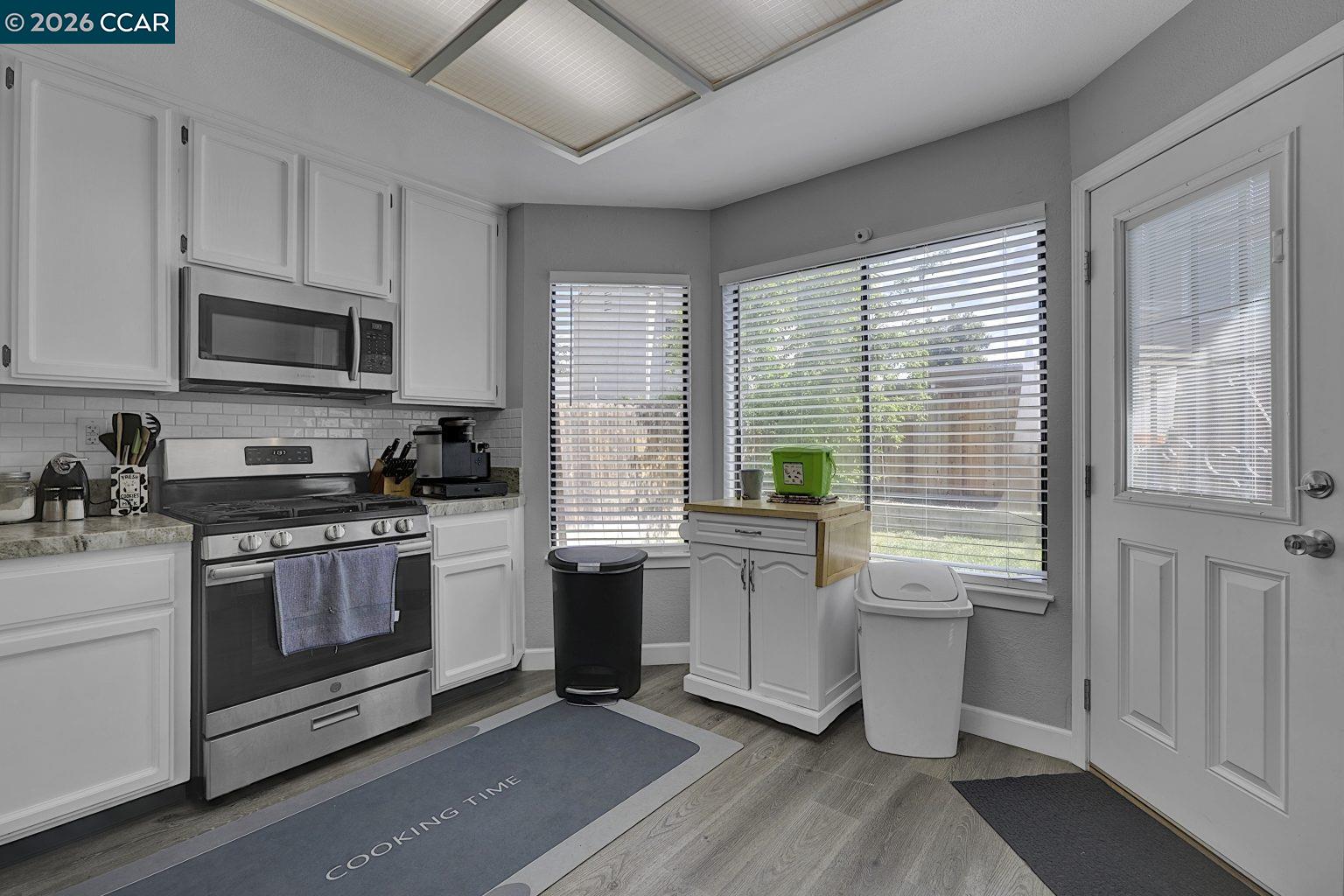 Detail Gallery Image 8 of 38 For 2099 Meadowlark Ln, Oakley,  CA 94561 - 3 Beds | 2/1 Baths