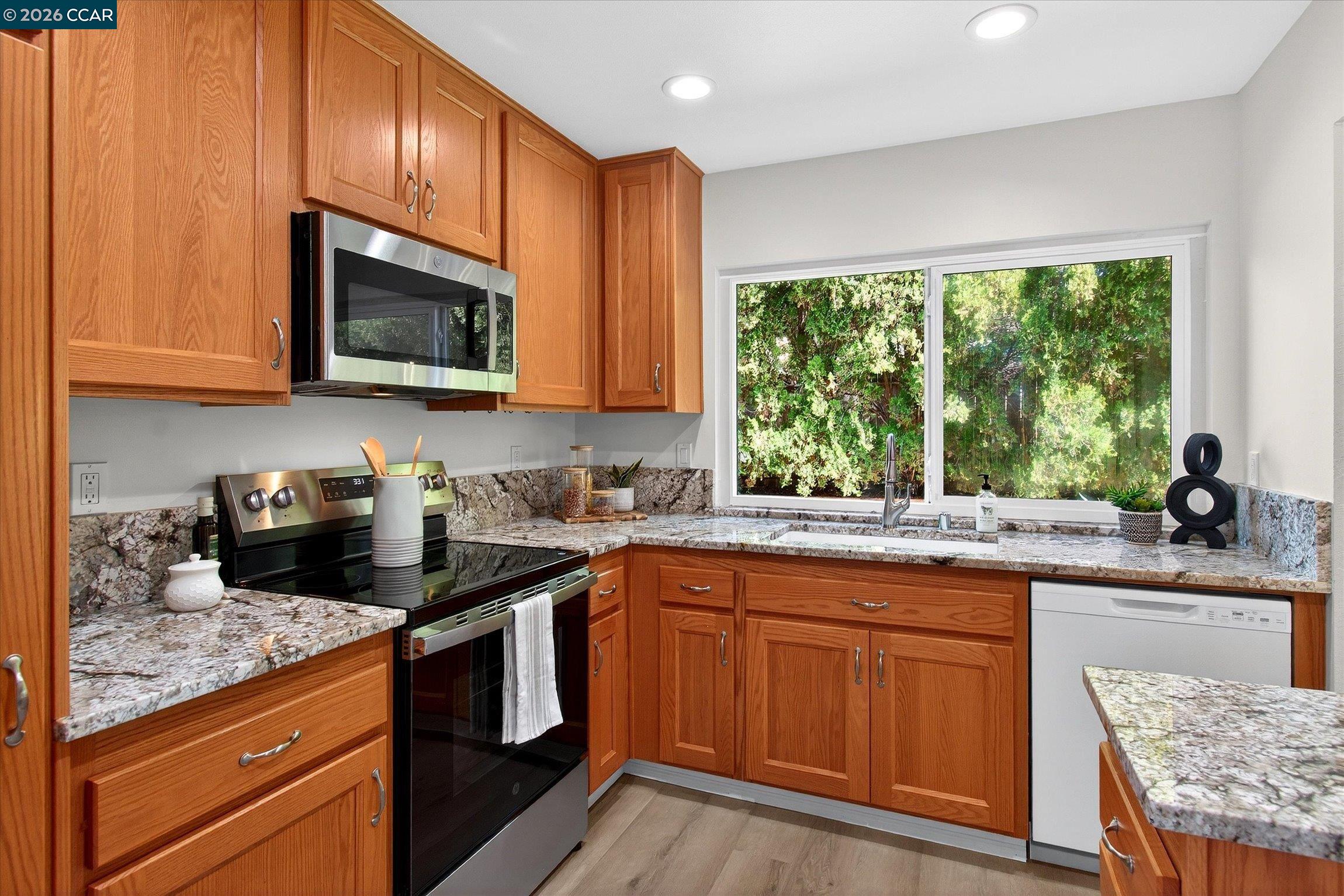 Detail Gallery Image 14 of 53 For 4423 Canoe Birch Ct., Concord,  CA 94521 - 3 Beds | 2 Baths