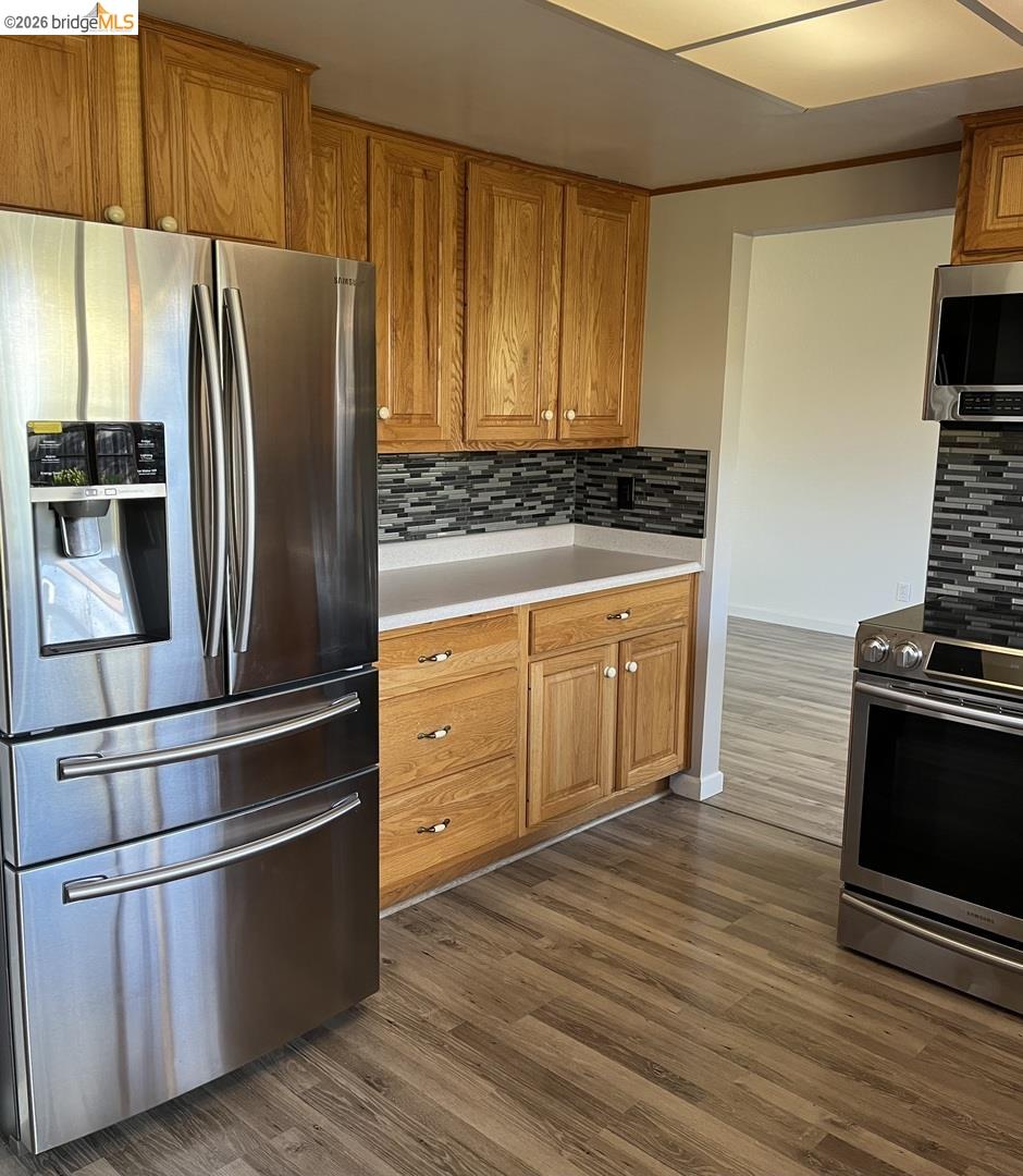 Detail Gallery Image 11 of 30 For 1672 San Vicente Ave, Napa,  CA 94558 - 4 Beds | 2/1 Baths