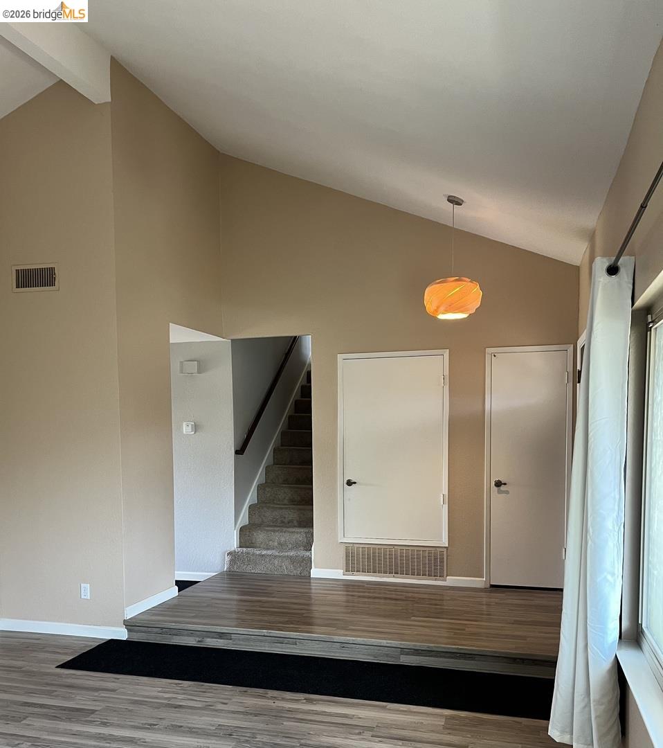 Detail Gallery Image 6 of 30 For 1672 San Vicente Ave, Napa,  CA 94558 - 4 Beds | 2/1 Baths