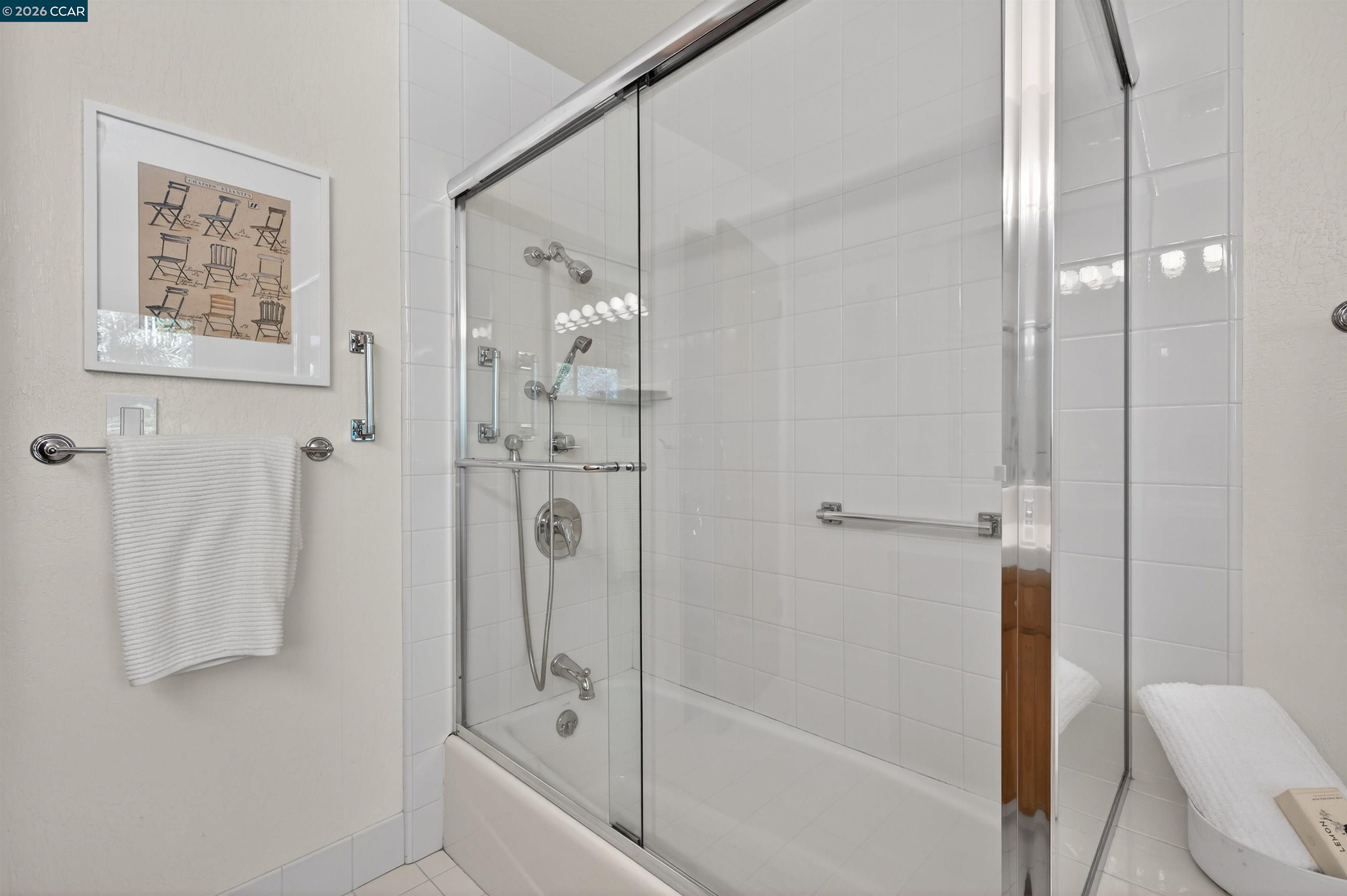 Detail Gallery Image 27 of 45 For 15 Crown Ct, Orinda,  CA 94563 - 4 Beds | 2 Baths