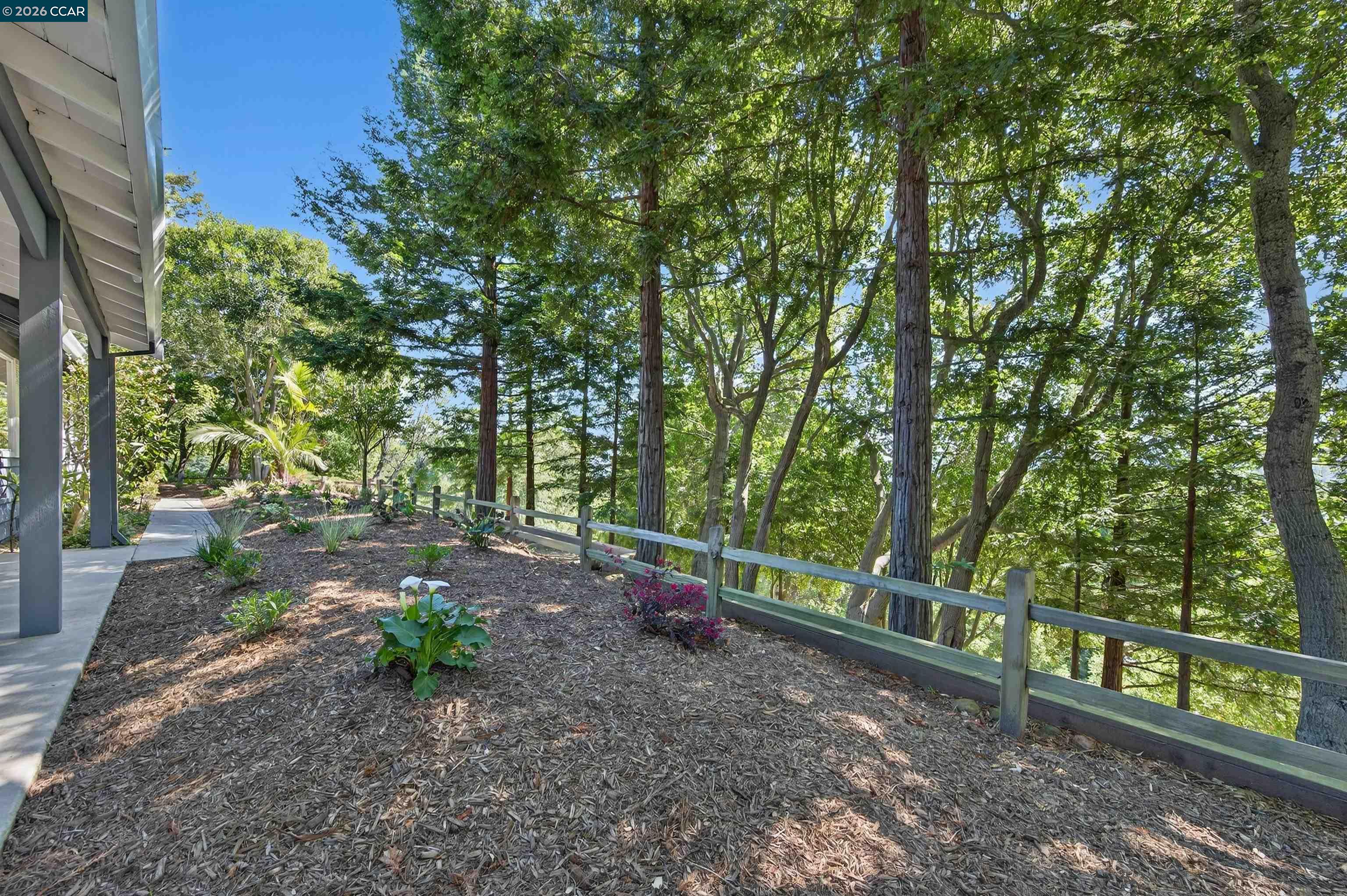 Detail Gallery Image 31 of 45 For 15 Crown Ct, Orinda,  CA 94563 - 4 Beds | 2 Baths
