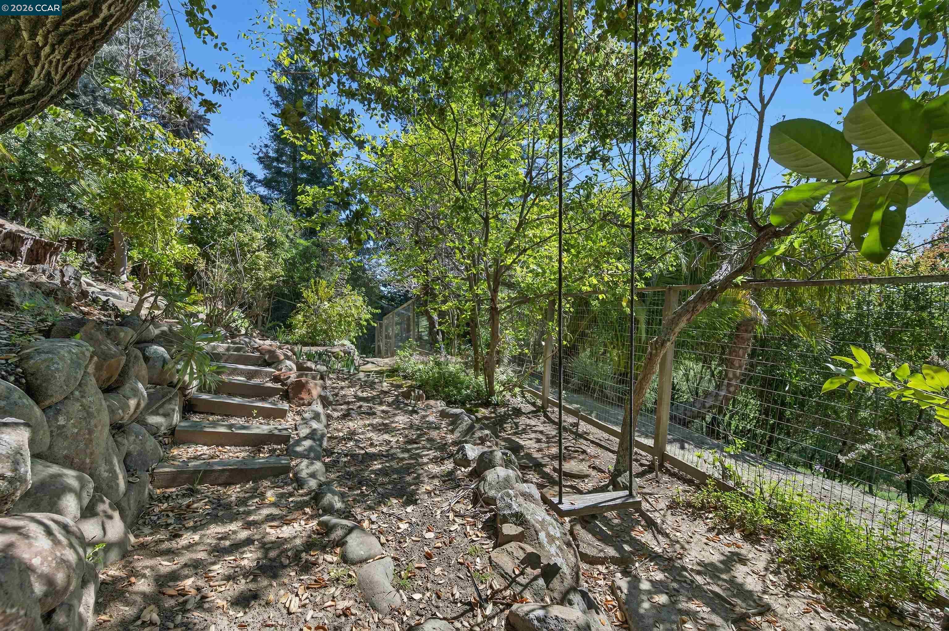 Detail Gallery Image 36 of 45 For 15 Crown Ct, Orinda,  CA 94563 - 4 Beds | 2 Baths