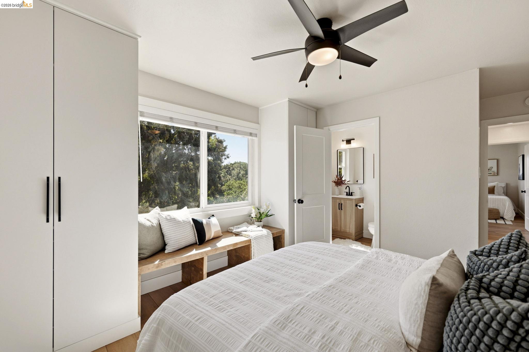 Detail Gallery Image 21 of 60 For 1665 Highland Blvd, Hayward,  CA 94542 - 5 Beds | 3 Baths