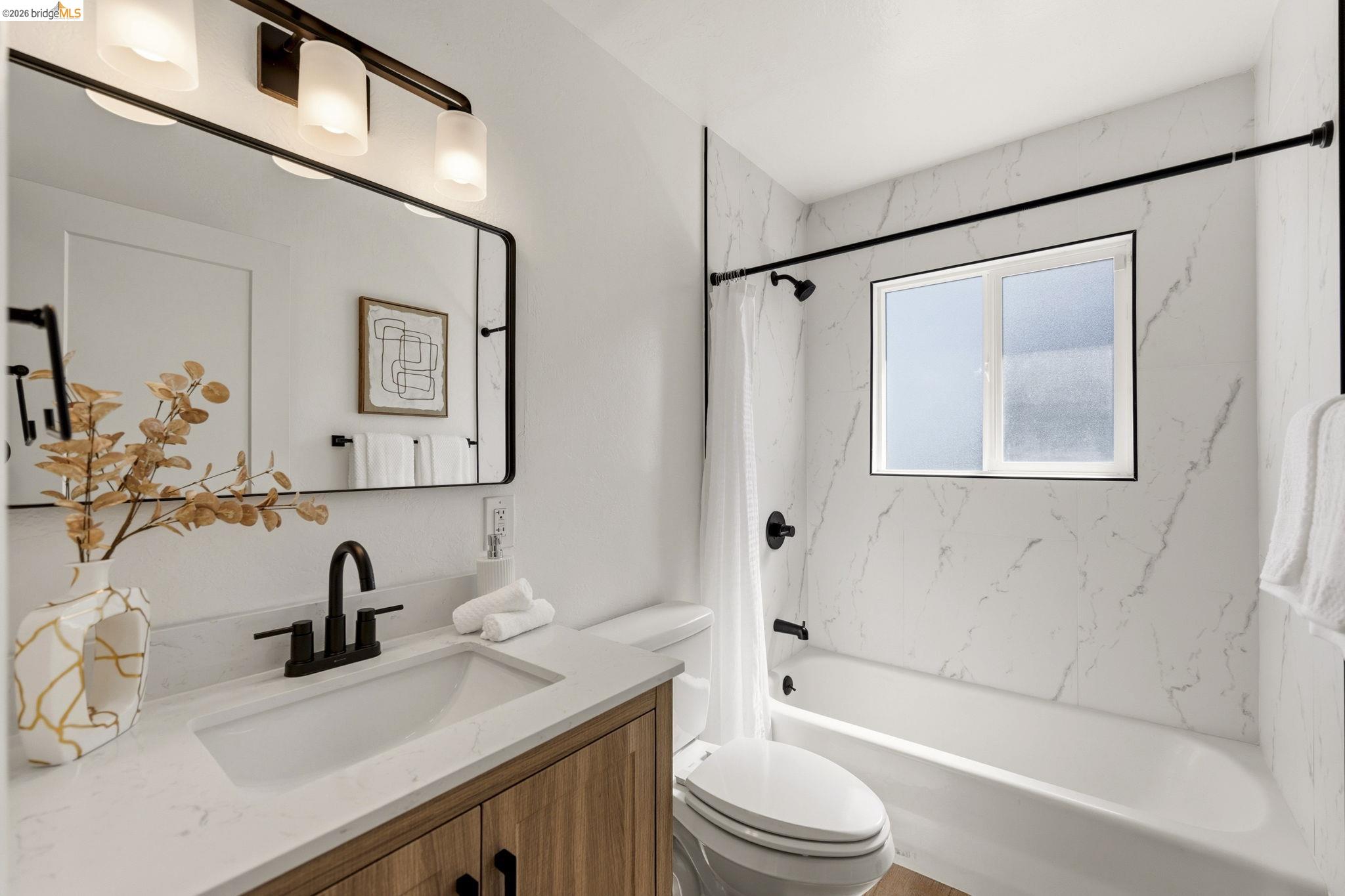 Detail Gallery Image 26 of 60 For 1665 Highland Blvd, Hayward,  CA 94542 - 5 Beds | 3 Baths