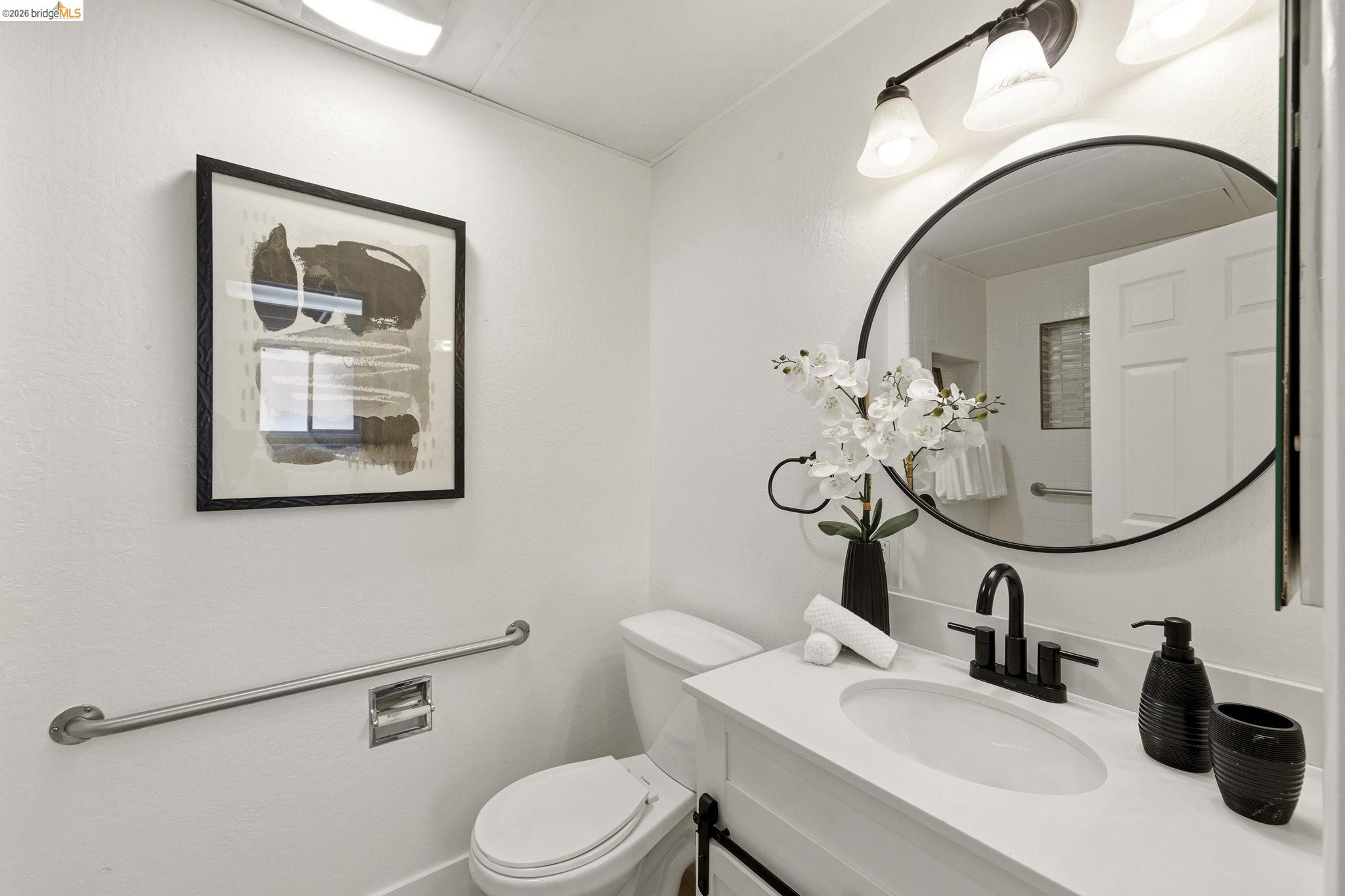 Detail Gallery Image 40 of 60 For 1665 Highland Blvd, Hayward,  CA 94542 - 5 Beds | 3 Baths